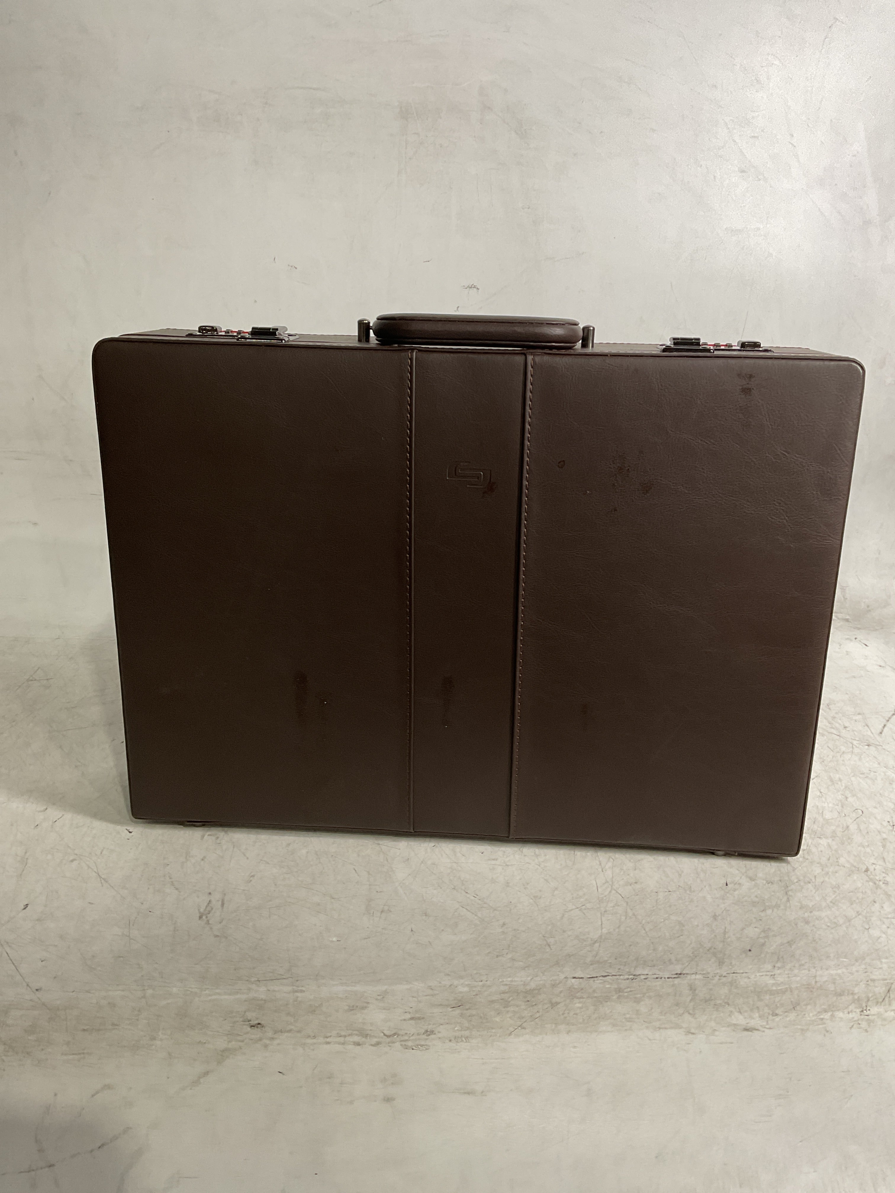 Solo New York Grand Central Attaché Briefcase with Main Compartment, Organizer Section, File Pocket & Dual Combination Locks ( Espresso , One Size ) Espresso One Size U3