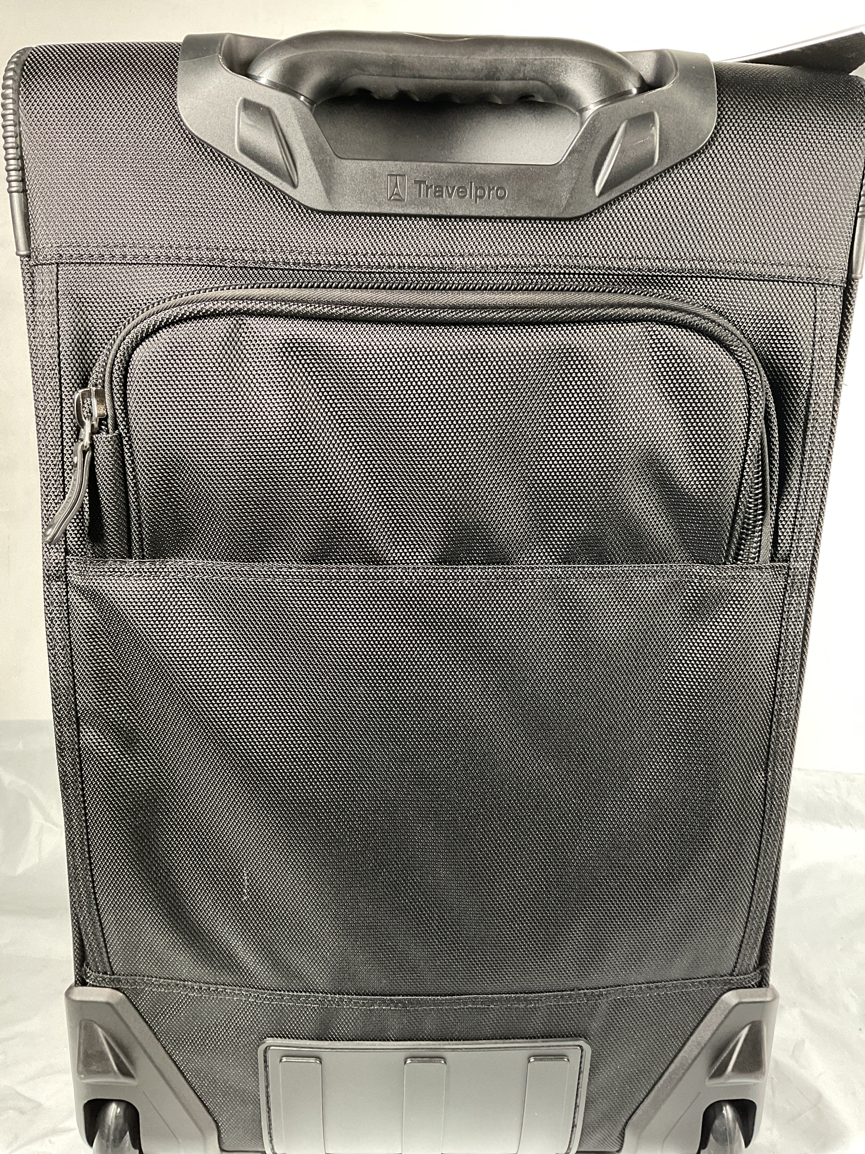Travel Pro FC5 22in exp rollaboard BlackU1