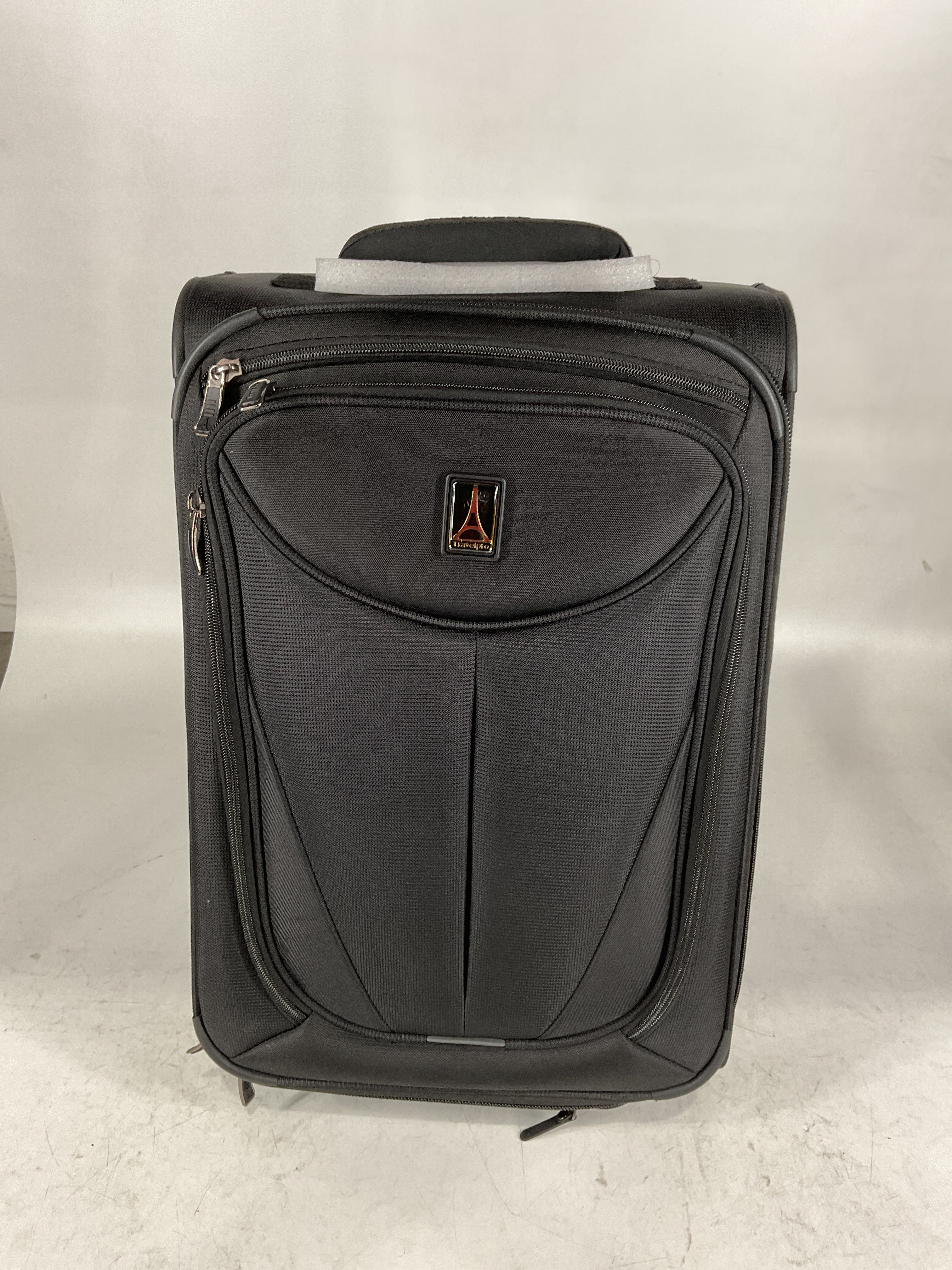 Travelpro Maxlite 4 22-Inch Expandable Rollaboard U5