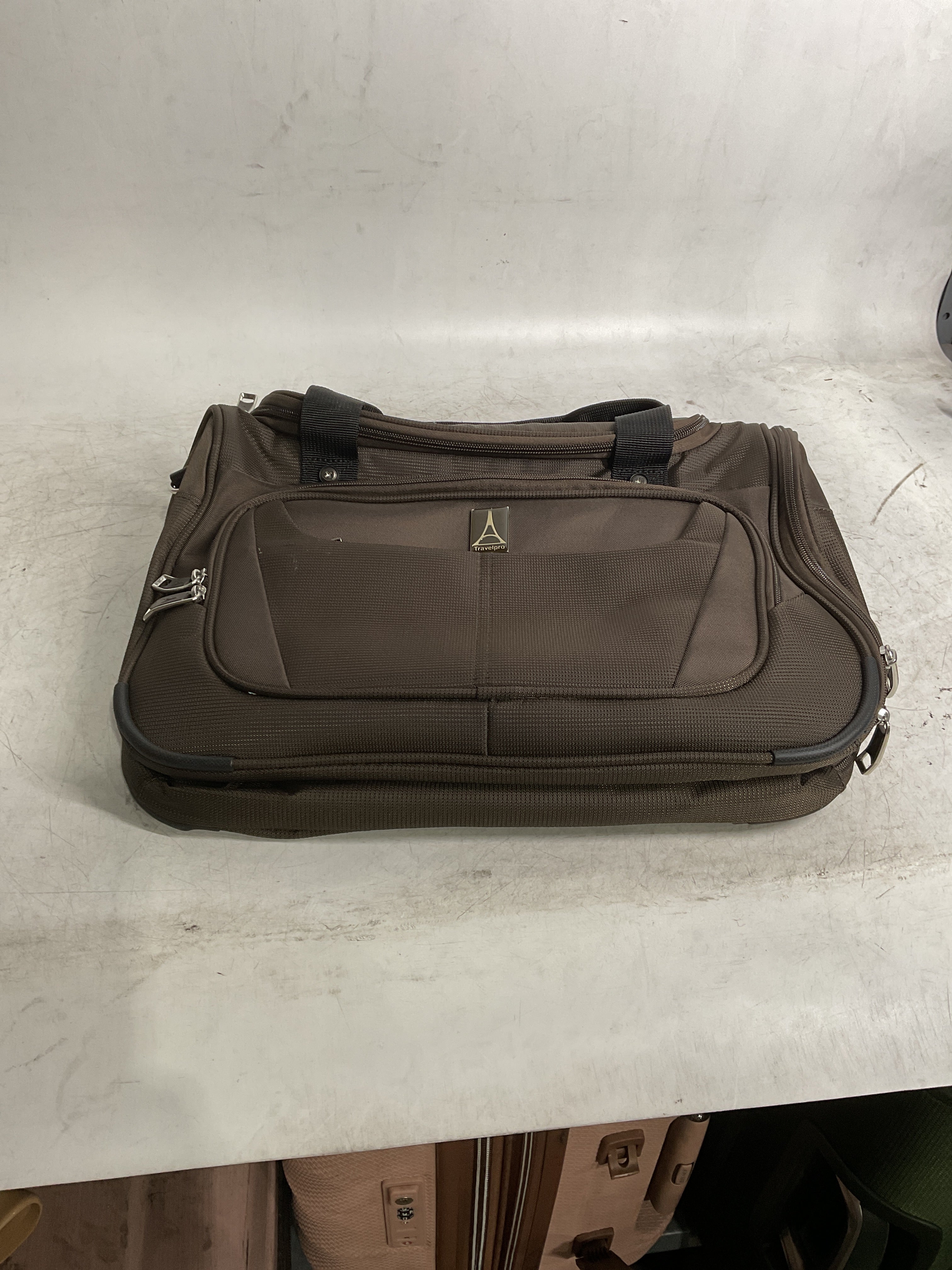 Travelpro Maxlite 5 Softside Lightweight Underseat Carry-On Travel Tote, Overnight Weekender Bag, Men and Women ( Mocha , 18-Inch ) Mocha 18 Inch U12