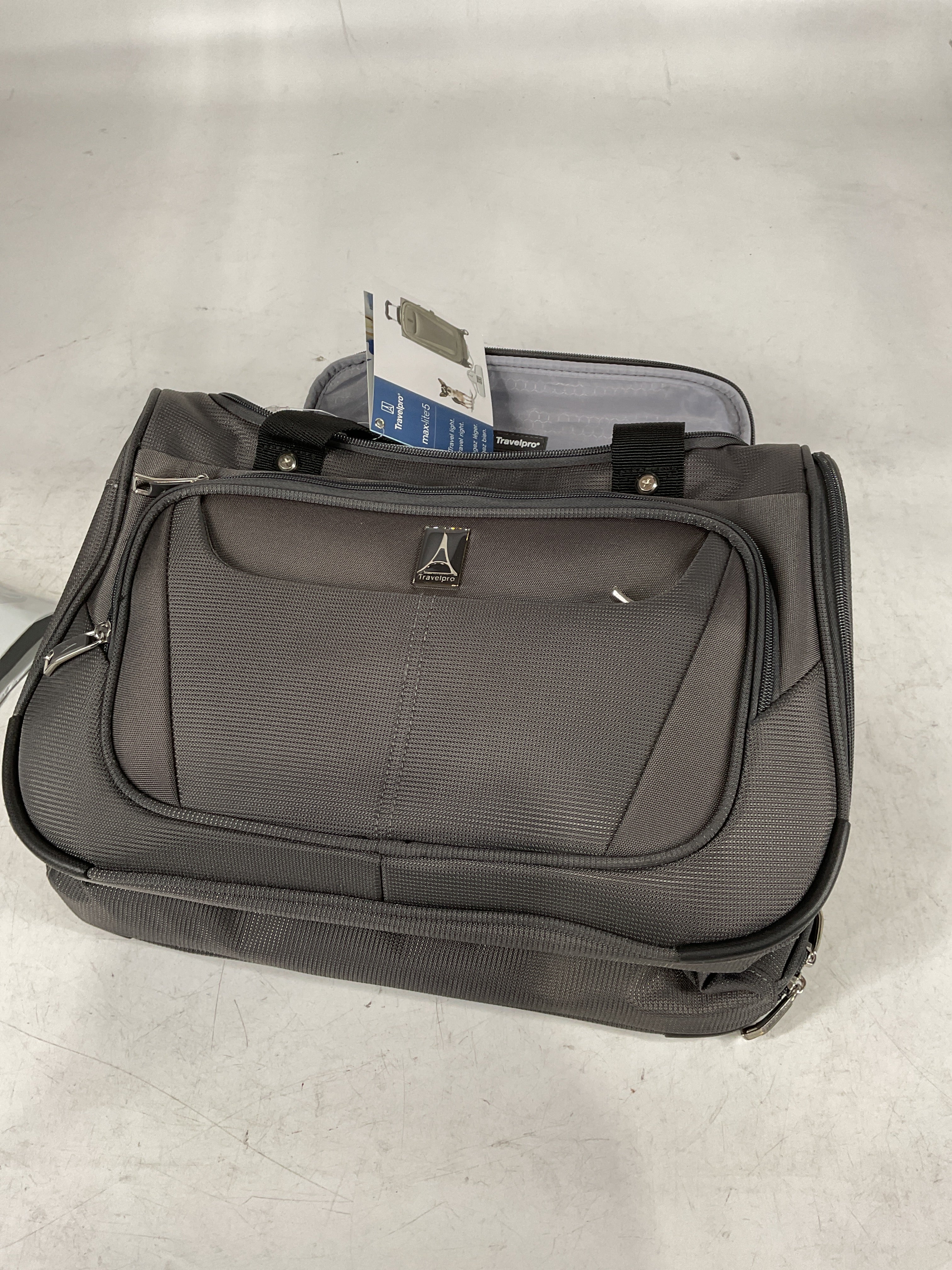 Travelpro Maxlite 5 Softside Lightweight Underseat Carry-On Travel Tote, Overnight Weekender Bag, Men and Women U3