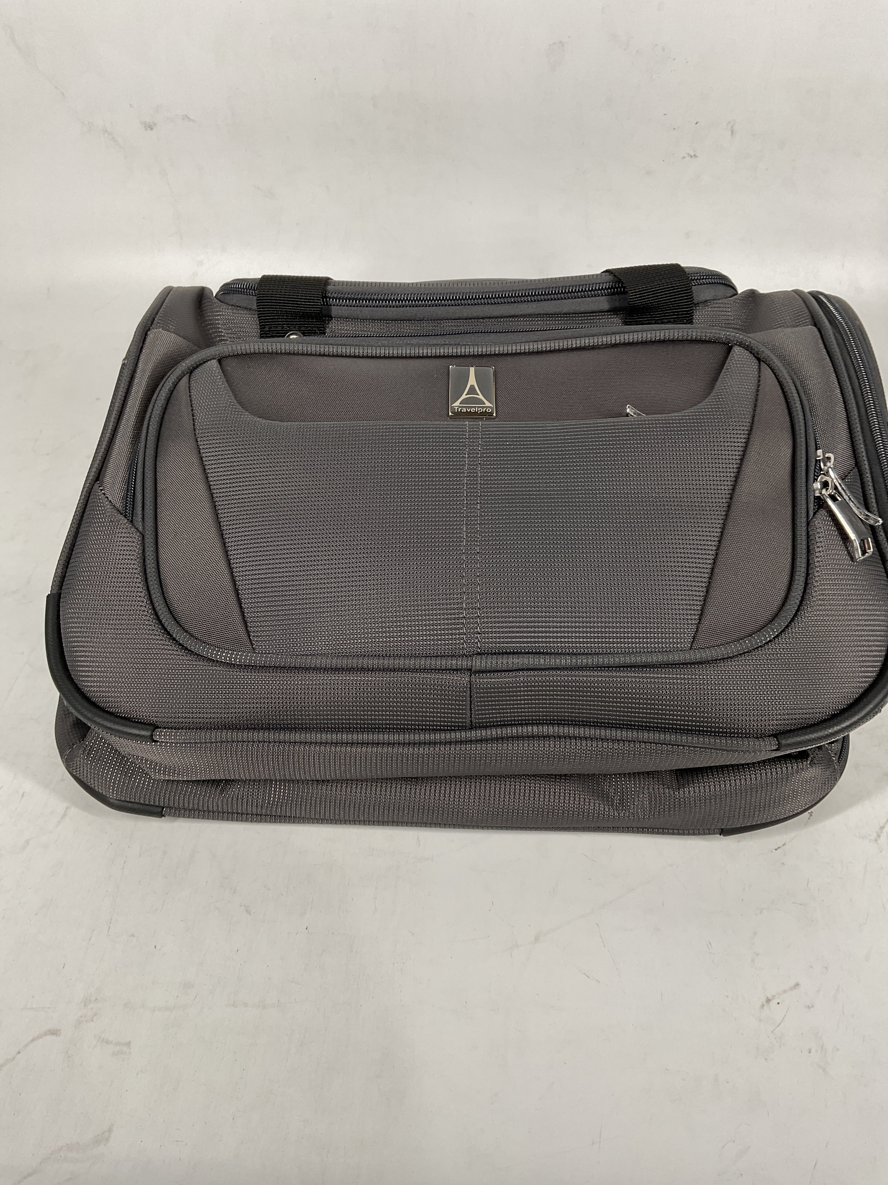 Travelpro Maxlite 5 Softside Lightweight Underseat Carry-On Travel Tote, Overnight Weekender Bag, Men and Women Shadow Grey One Size U5