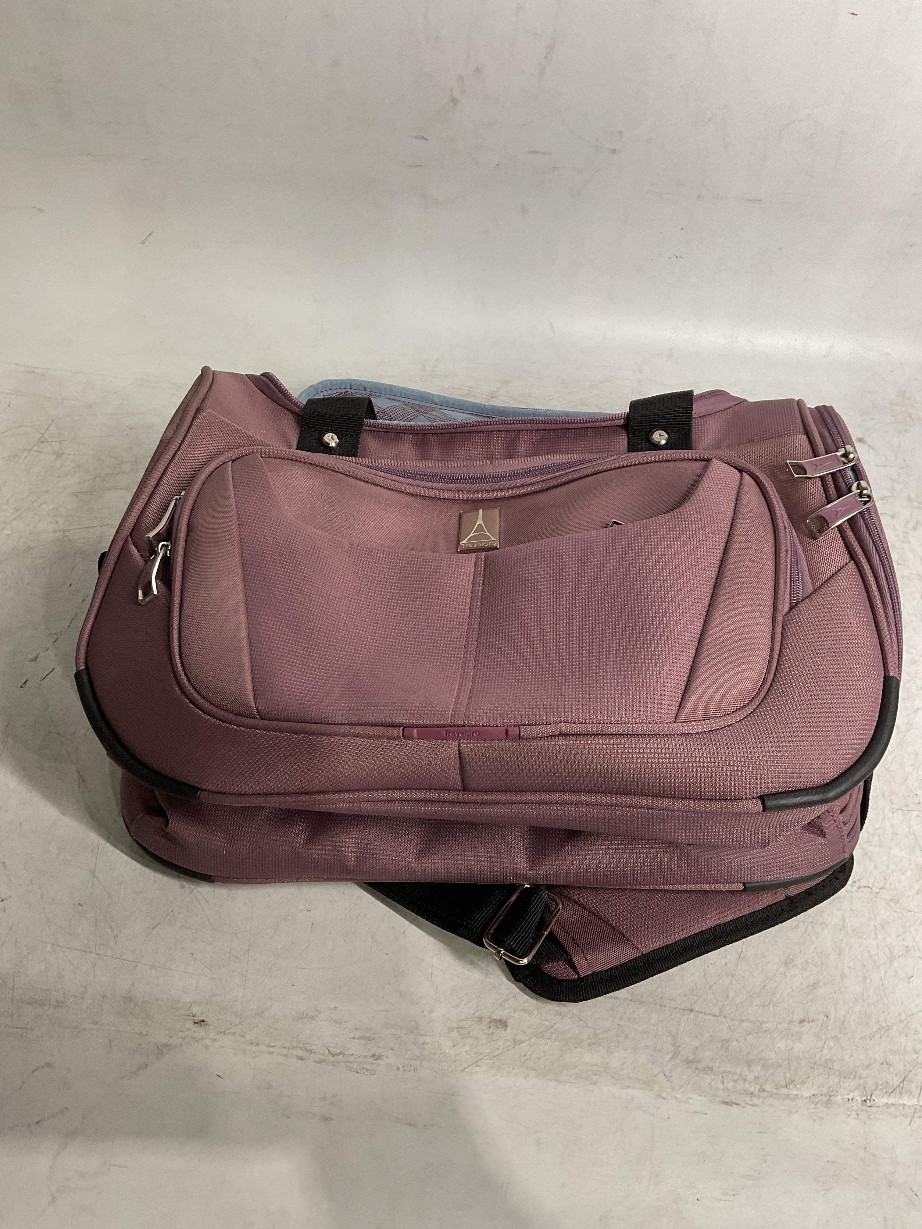 Travelpro Maxlite 5 Softside Lightweight Underseat Carry-On Travel Tote, Overnight Weekender Bag, Men and Women ( Dusty Rose Pink , 18-Inch ) Dusty Rose Pink 18 Inch U4