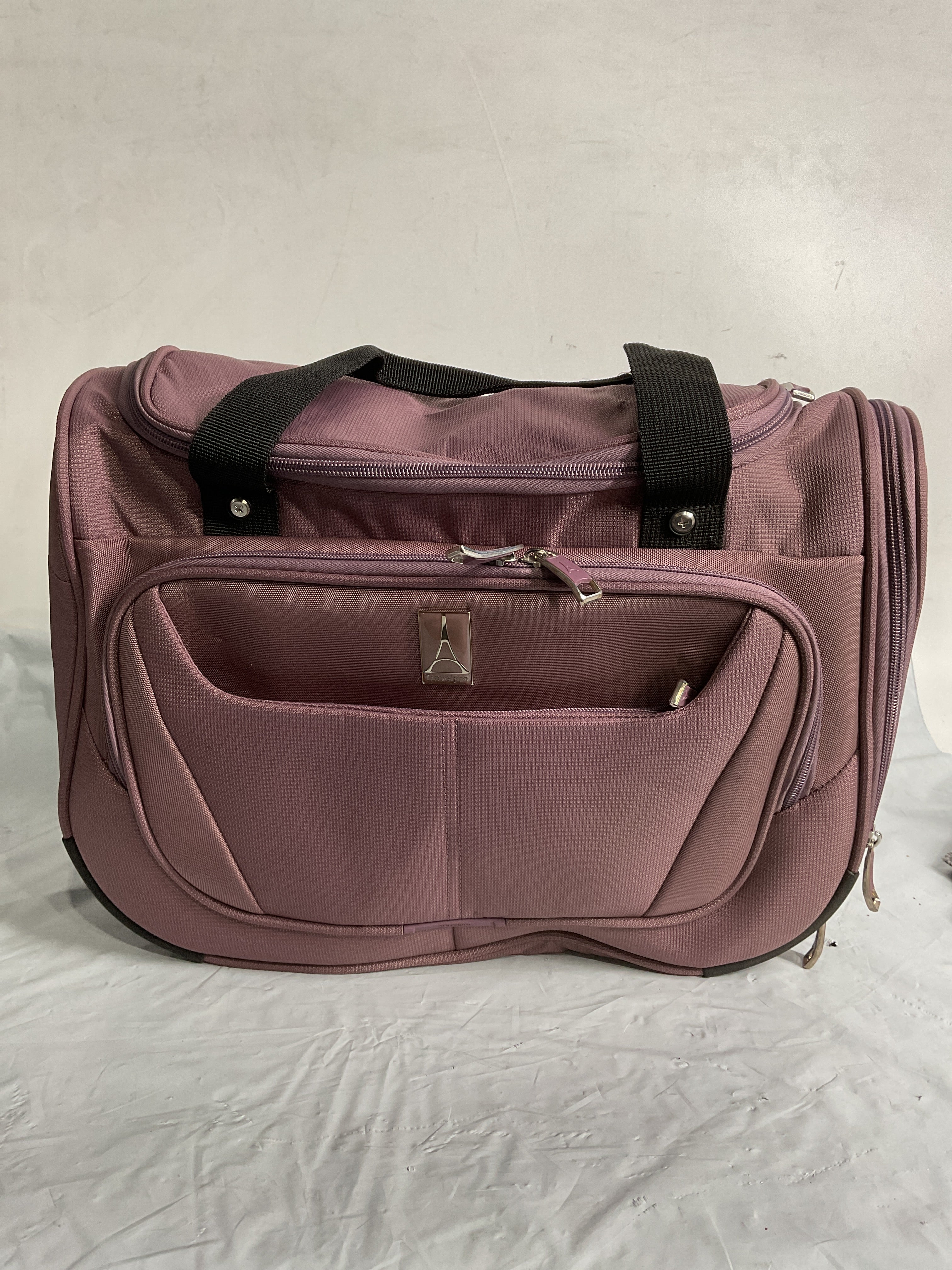 Travelpro Maxlite 5 Softside Lightweight Underseat Carry-On Travel Tote, Overnight Weekender Bag, Men and Women ( Dusty Rose Pink , 18-Inch ) Dusty Rose Pink 18 Inch U5