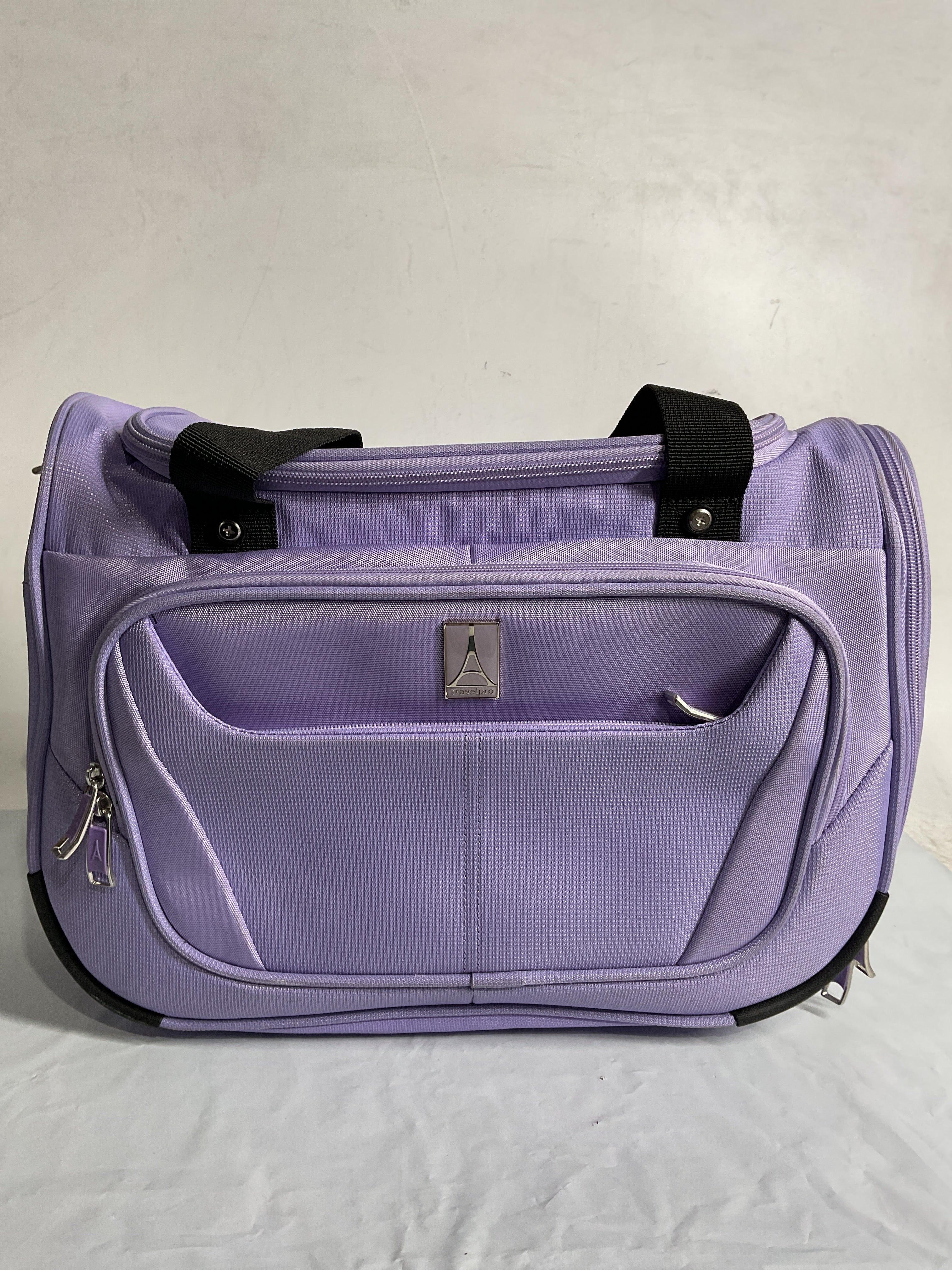 Travelpro Maxlite 5 Softside Lightweight Underseat Carry-On Travel Tote, Overnight Weekender Bag, Men and Women ( Violet , One Size ) Violet One Size U4