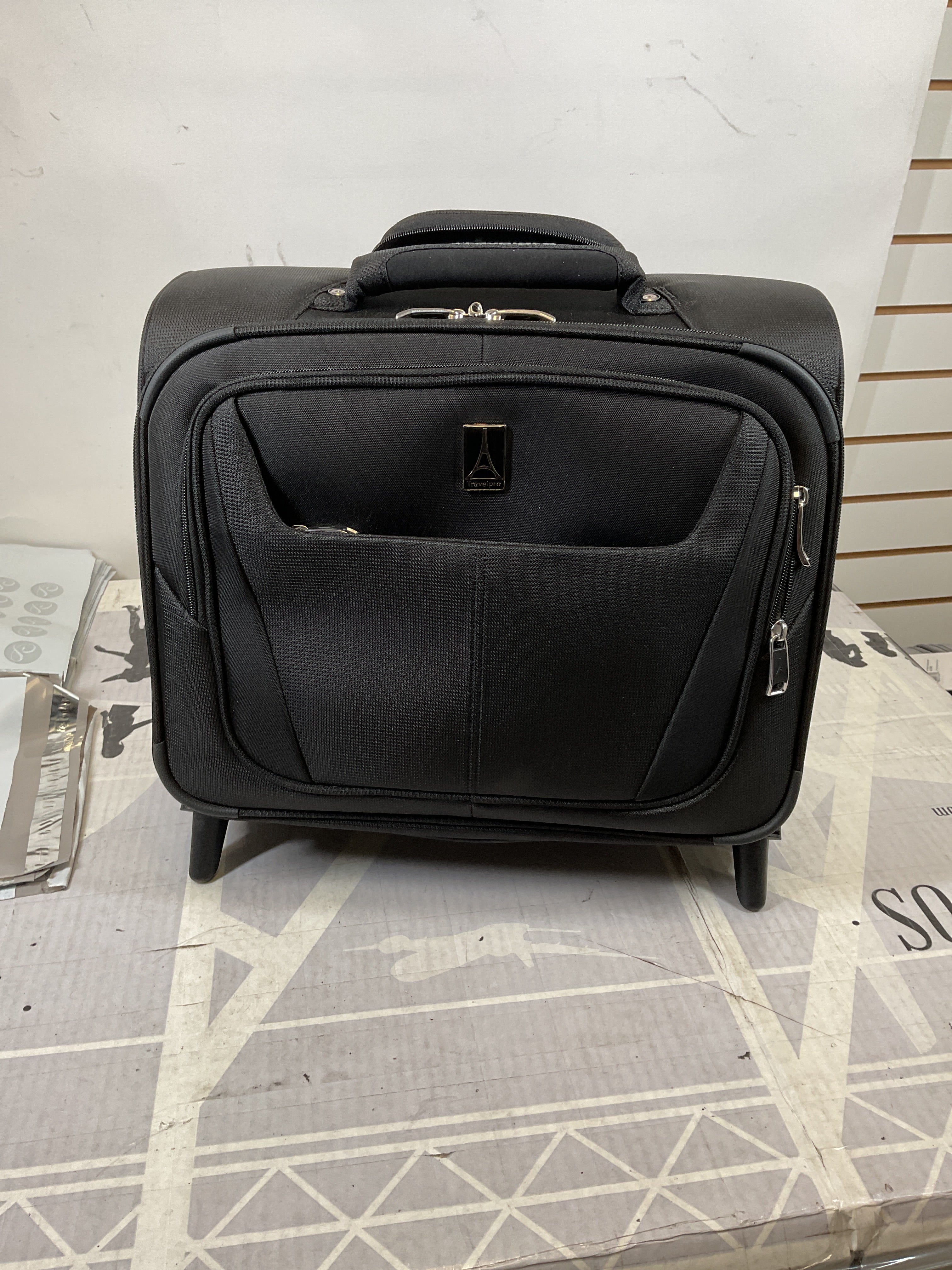 Travelpro Maxlite 5 Softside Lightweight Rolling Underseat Tote Upright 2 Wheel Bag, Men and Women ( Black , 16-Inch ) Black 16 Inch U36