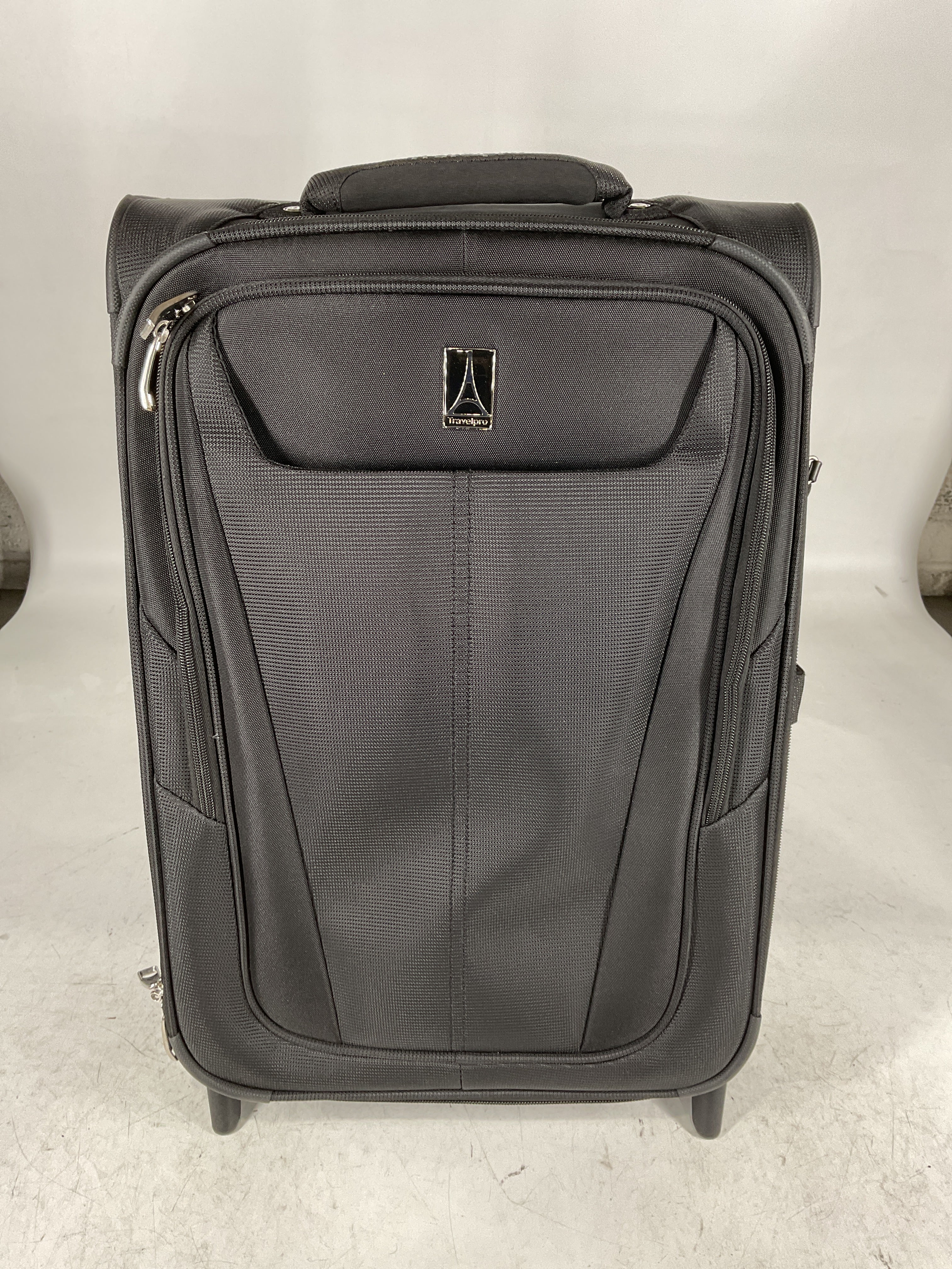 Travelpro Maxlite 5 Softside Expandable Upright 2 Wheel Luggage, Lightweight Suitcase, Men and Women U14