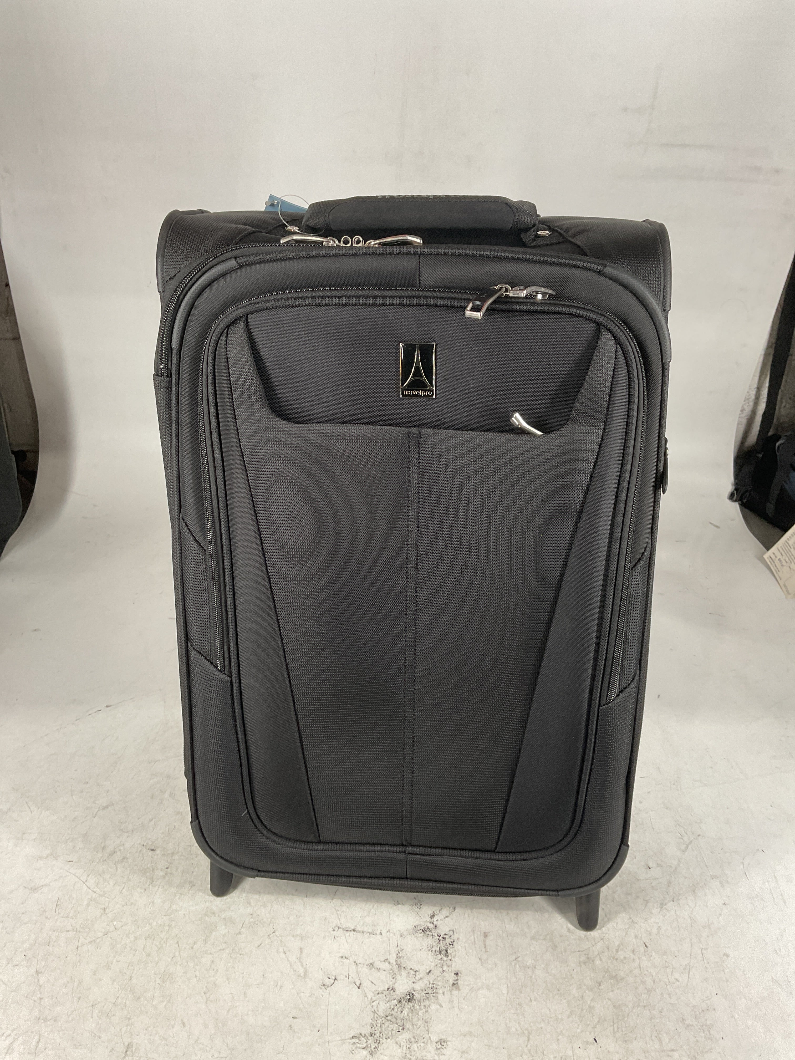Travelpro Maxlite 5 Softside Expandable Upright 2 Wheel Luggage, Lightweight Suitcase, Men and Women U29