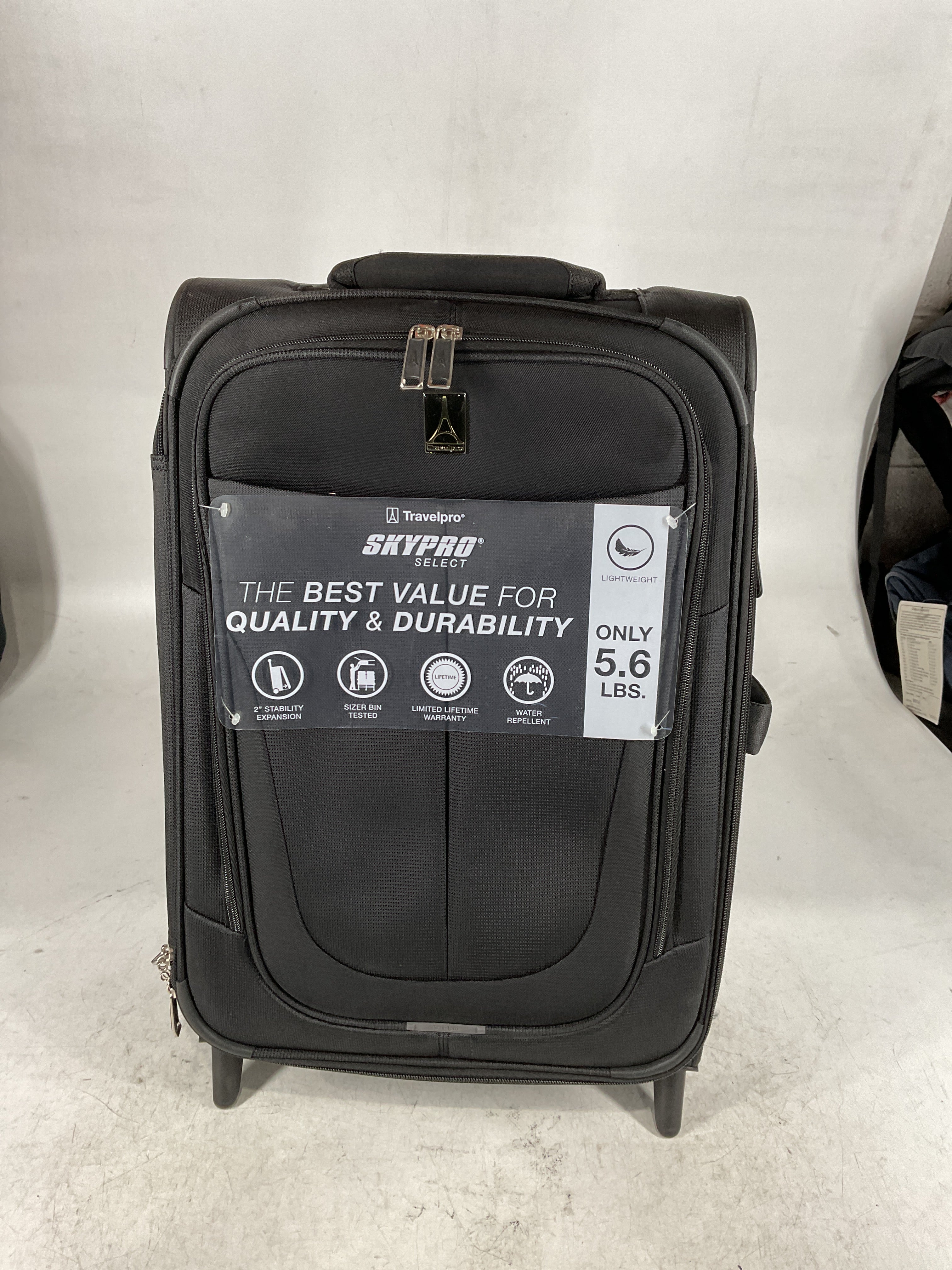 Travelpro Maxlite 5 Softside Expandable Upright 2 Wheel Luggage, Lightweight Suitcase, Men and Women Black Carry On 22 Inch U31