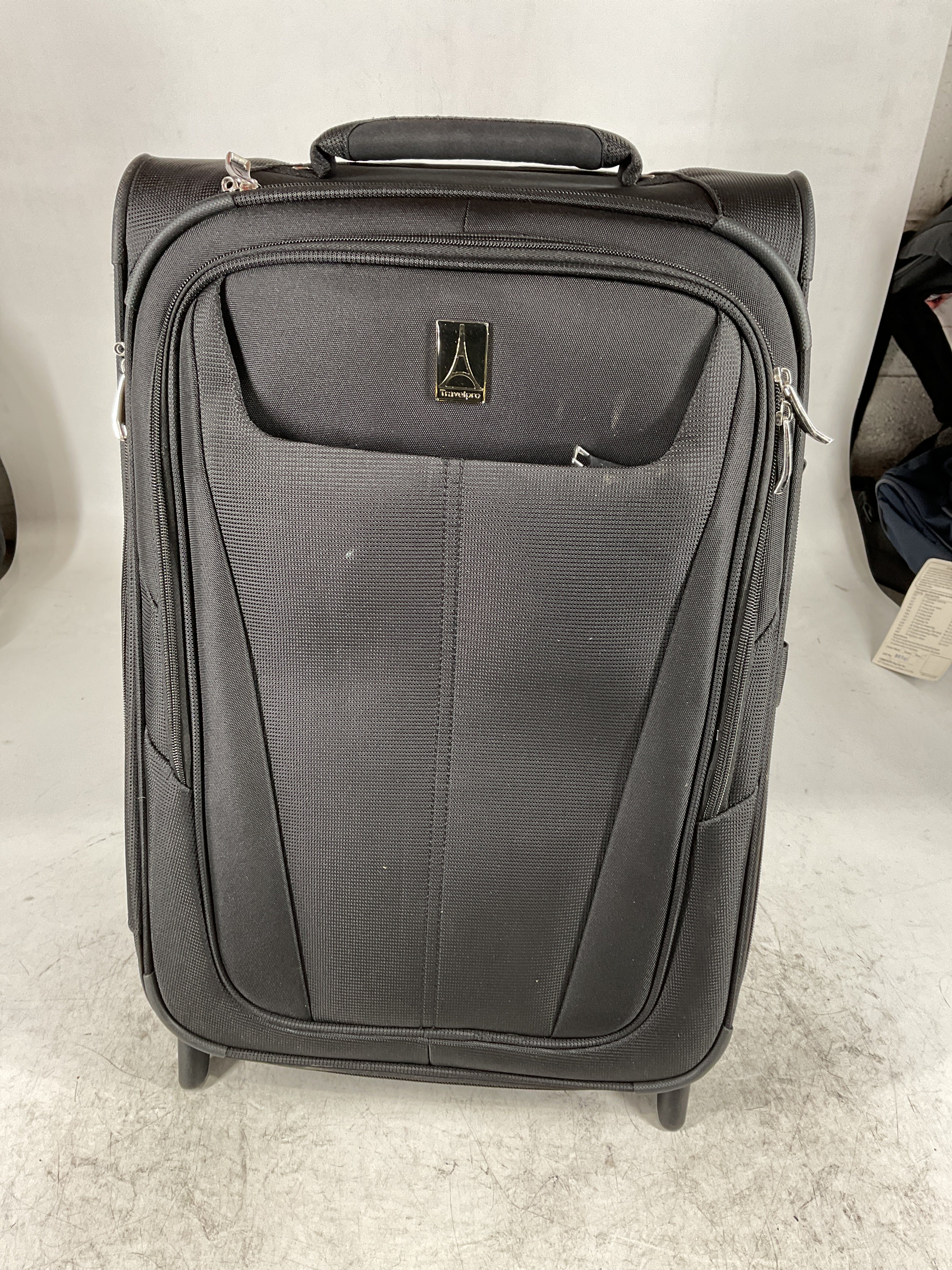 Travelpro Maxlite 5 Softside Expandable Upright 2 Wheel Luggage, Lightweight Suitcase, Men and Women Black Carry On 22 Inch U33