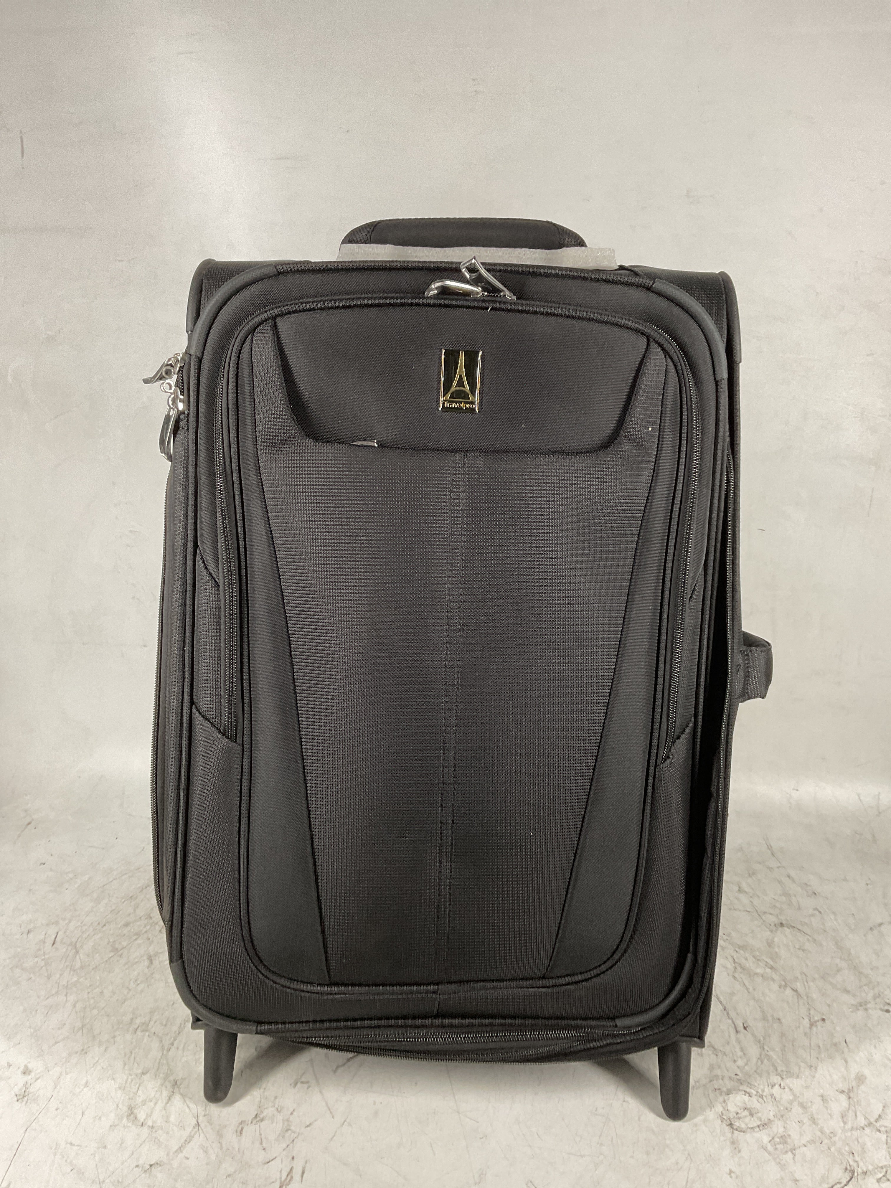 Travelpro Maxlite 5 Softside Expandable Upright 2 Wheel Luggage, Lightweight Suitcase, Men and Women ( Black , Carry-on 22-Inch ) Black Carry On 22 Inch U52