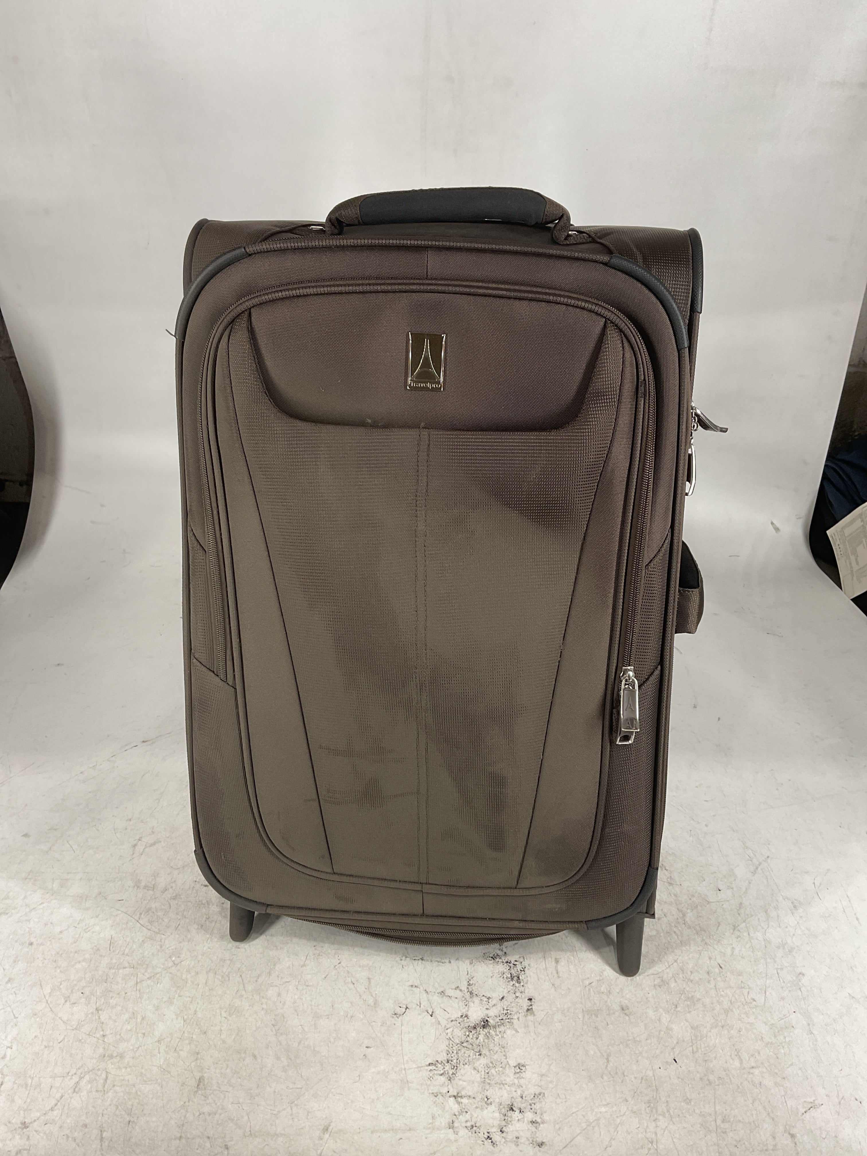 Travelpro Maxlite 5 Softside Expandable Upright 2 Wheel Luggage, Lightweight Suitcase, Men and Women U7