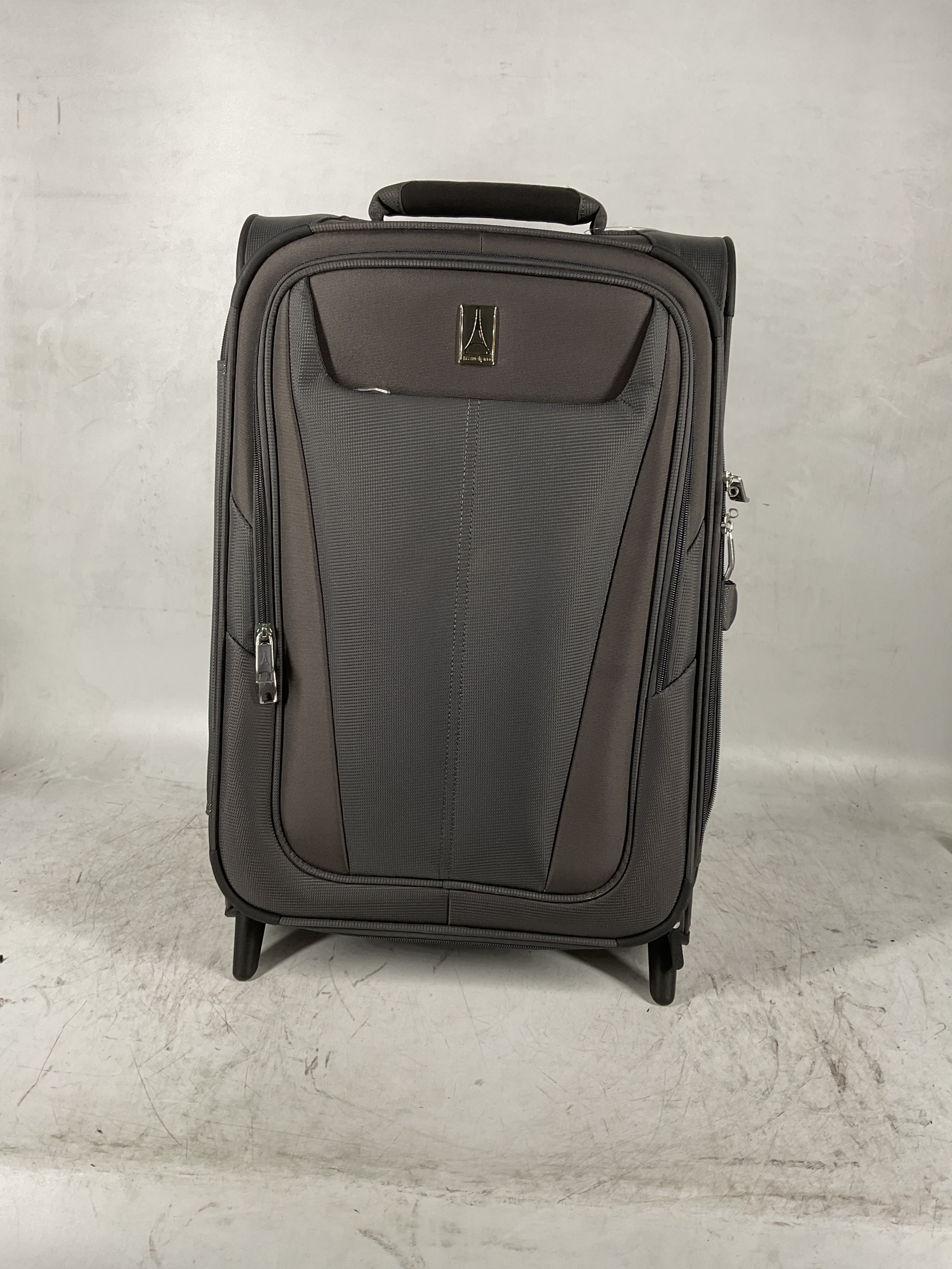 Travelpro Maxlite 5 Softside Expandable Upright 2 Wheel Luggage, Lightweight Suitcase, Men and Women ( Shadow Grey , Carry-on 22-Inch ) Shadow Grey Carry On 22 Inch U14