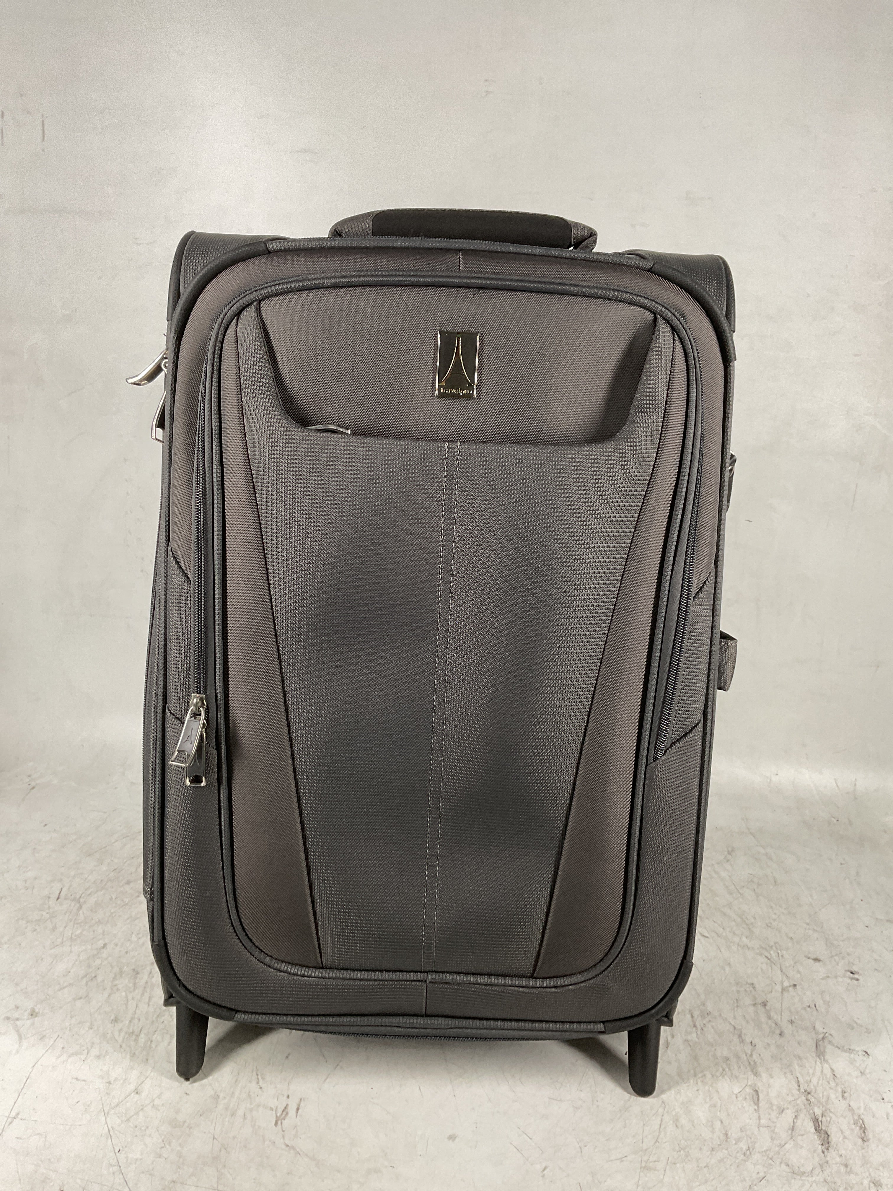 Travelpro Maxlite 5 Softside Expandable Upright 2 Wheel Luggage, Lightweight Suitcase, Men and Women ( Shadow Grey , Carry-on 22-Inch ) Shadow Grey Carry On 22 Inch U15