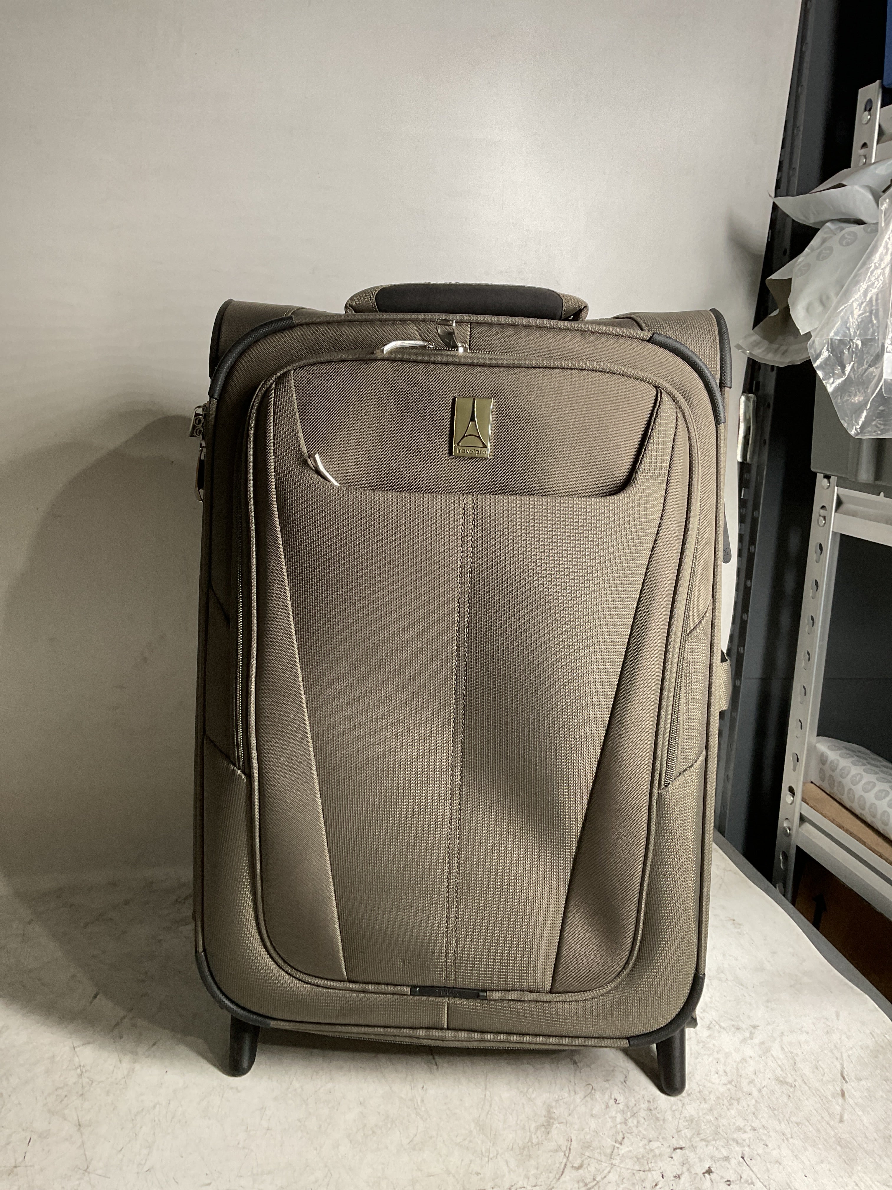 Travelpro Maxlite 5 Softside Expandable Upright 2 Wheel Luggage, Lightweight Suitcase, Men and Women ( Slate Green , Carry-on 22-Inch ) Slate Green Carry On 22 Inch U13