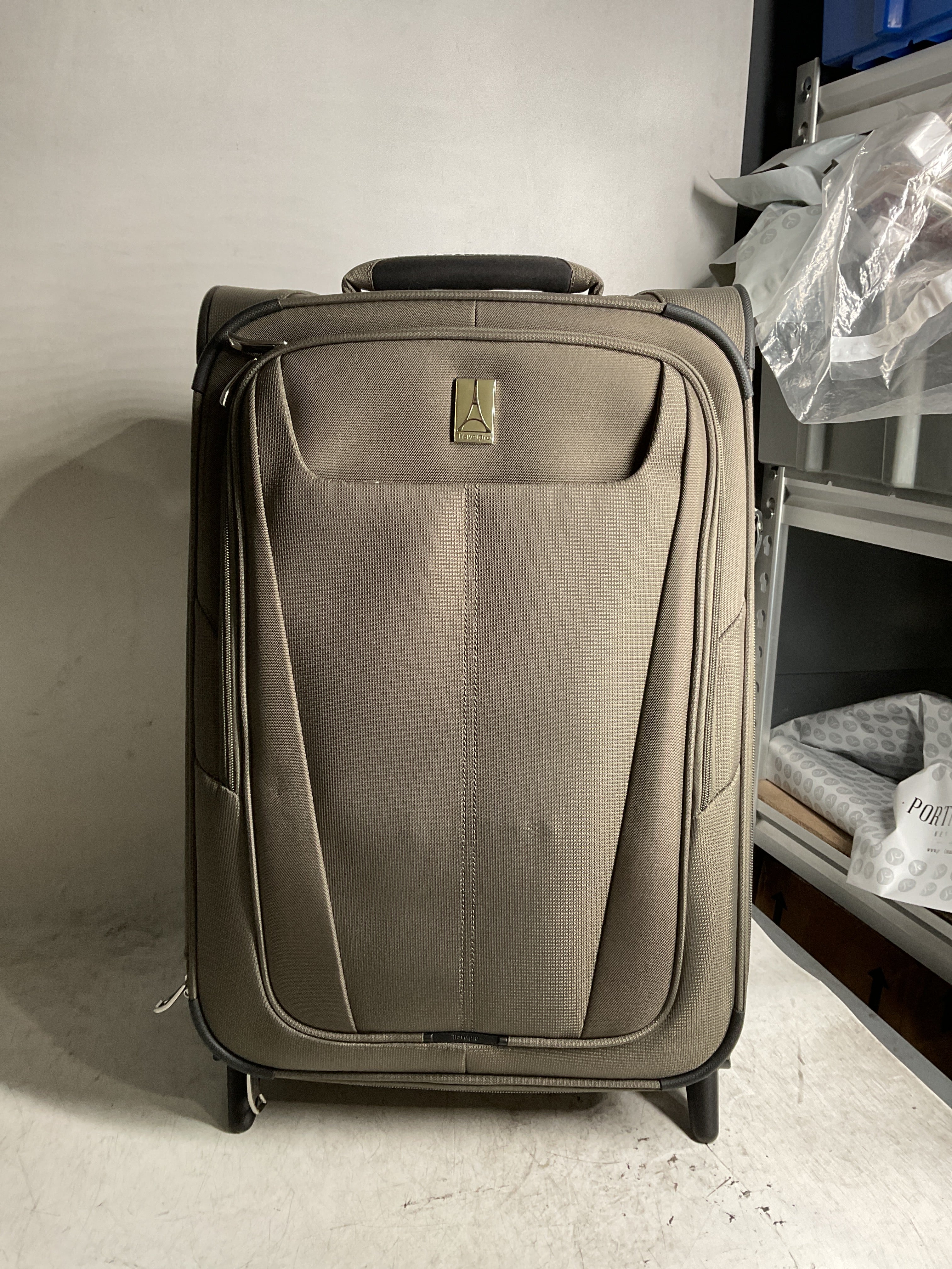 Travelpro Maxlite 5 Softside Expandable Upright 2 Wheel Luggage, Lightweight Suitcase, Men and Women ( Slate Green , Carry-on 22-Inch ) Slate Green Carry On 22 Inch U14