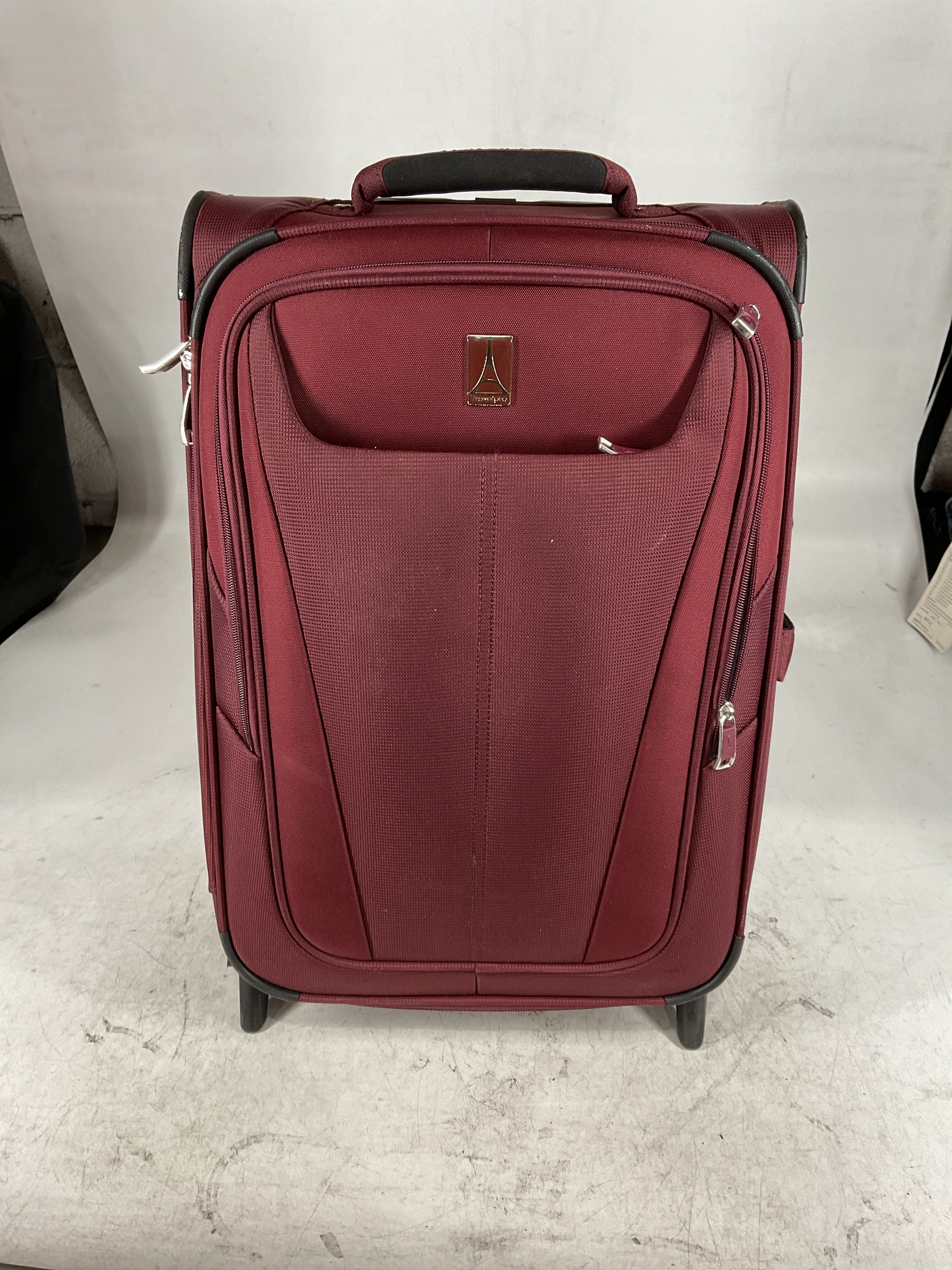 Travelpro Maxlite 5 Softside Expandable Upright 2 Wheel Luggage, Lightweight Suitcase, Men and Women Burgundy Carry On 22 Inch U14