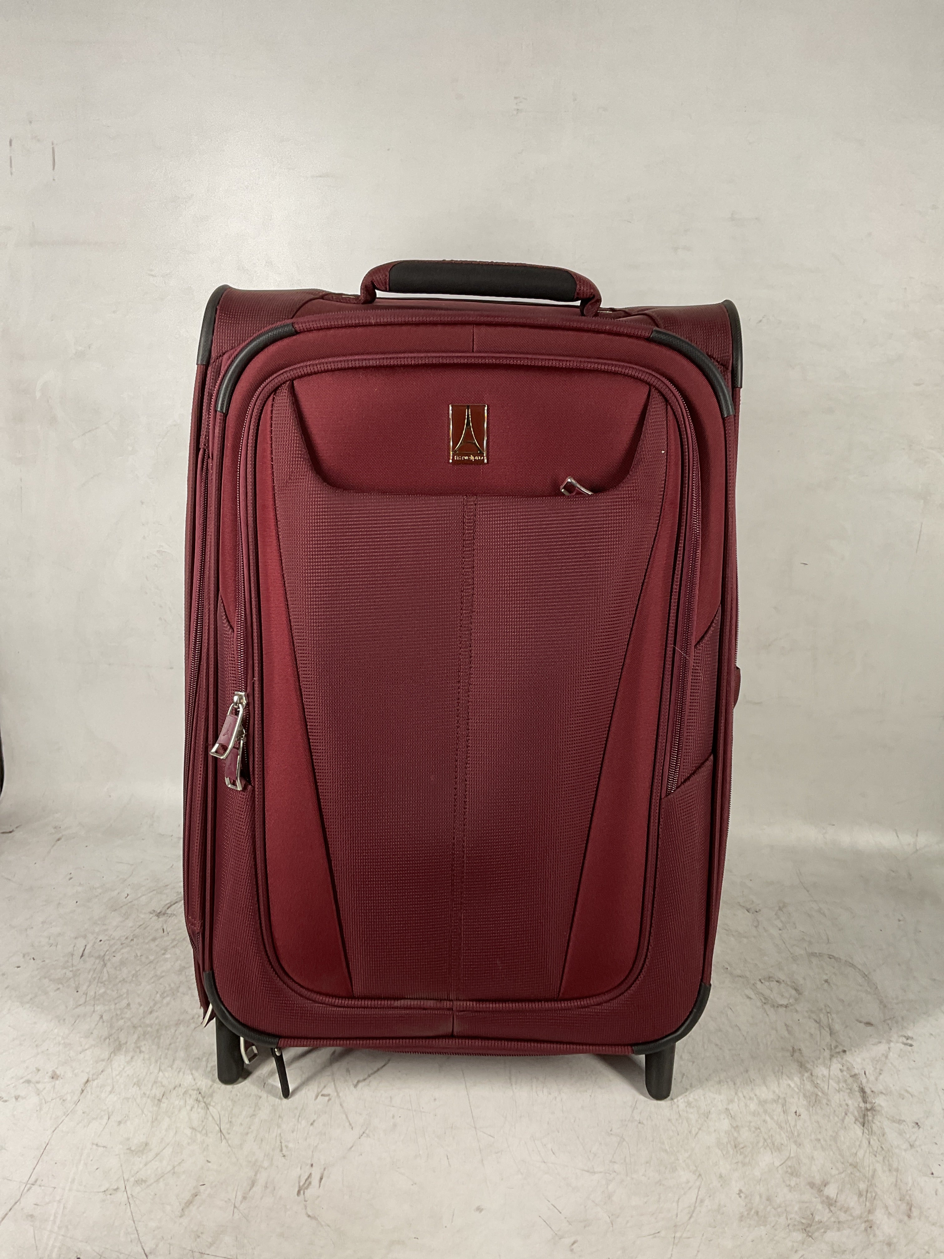 Travelpro Maxlite 5 Softside Expandable Upright 2 Wheel Luggage, Lightweight Suitcase, Men and Women ( Burgundy , Carry-on 22-Inch ) Burgundy Carry On 22 Inch U23