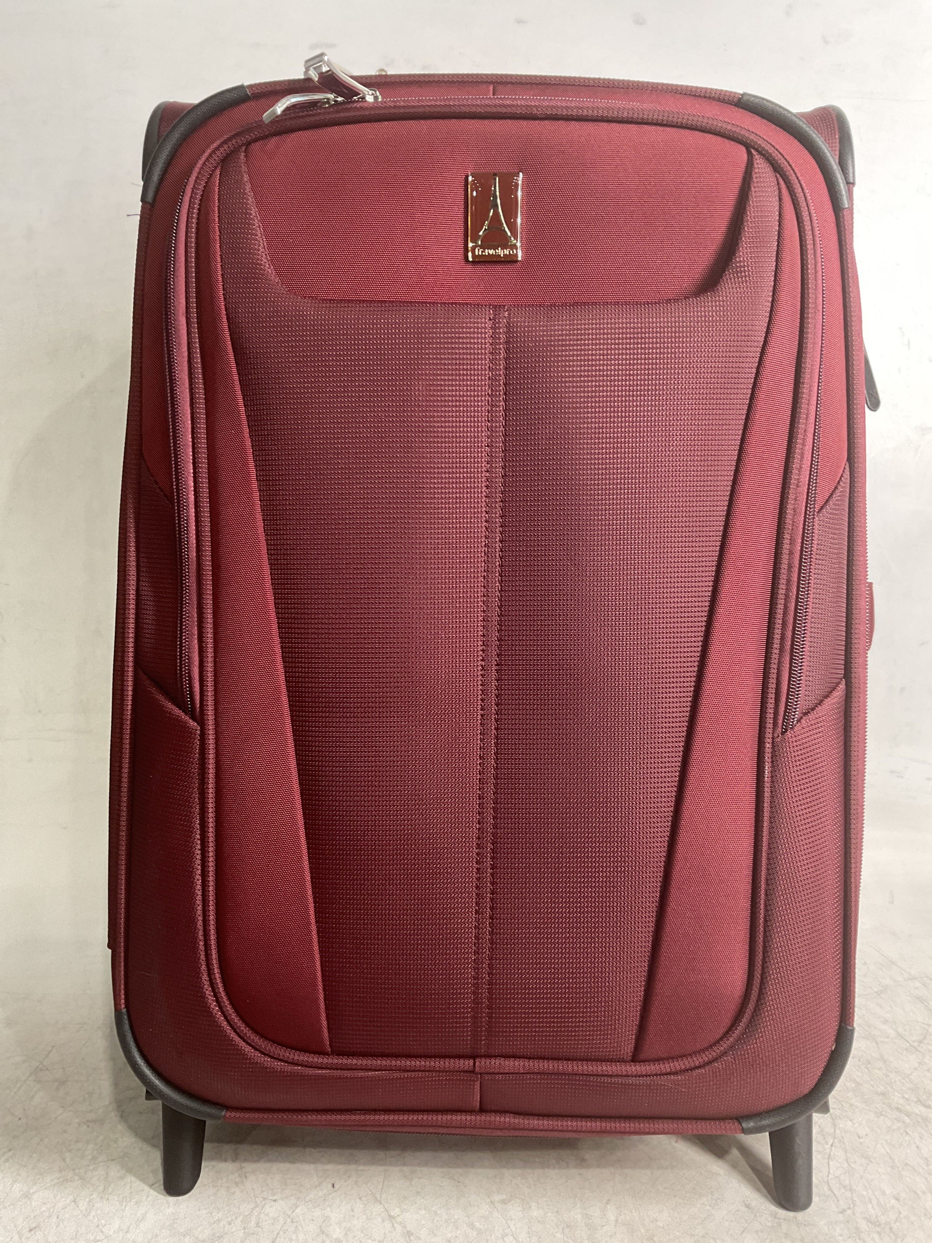 Travelpro Maxlite 5 Softside Expandable Upright 2 Wheel Luggage, Lightweight Suitcase, Men and Women ( Burgundy , Carry-on 22-Inch ) Burgundy Carry On 22 Inch U32