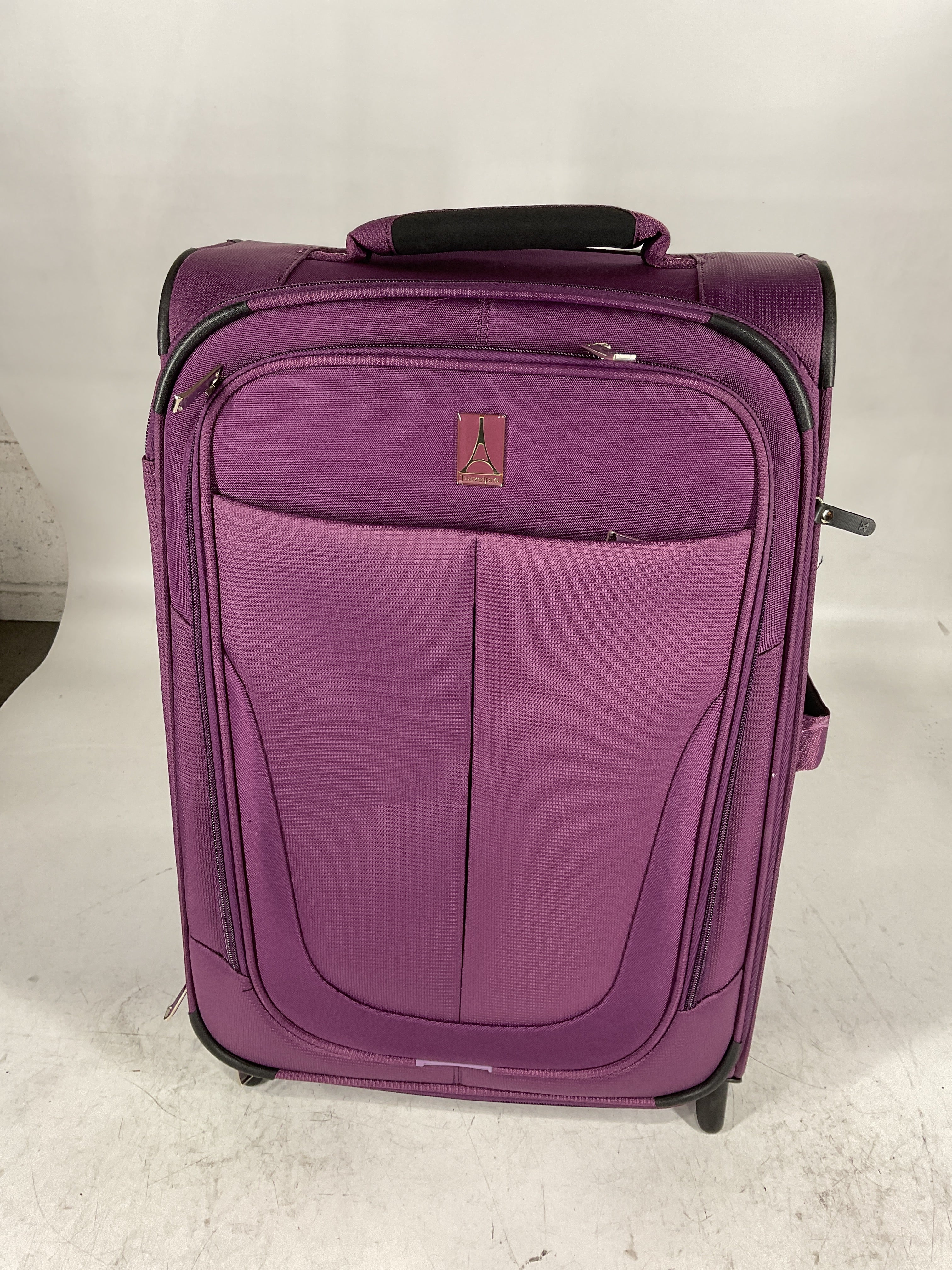 Travelpro Maxlite 5 Softside Expandable Upright 2 Wheel Luggage, Lightweight Suitcase, Men and Women U2