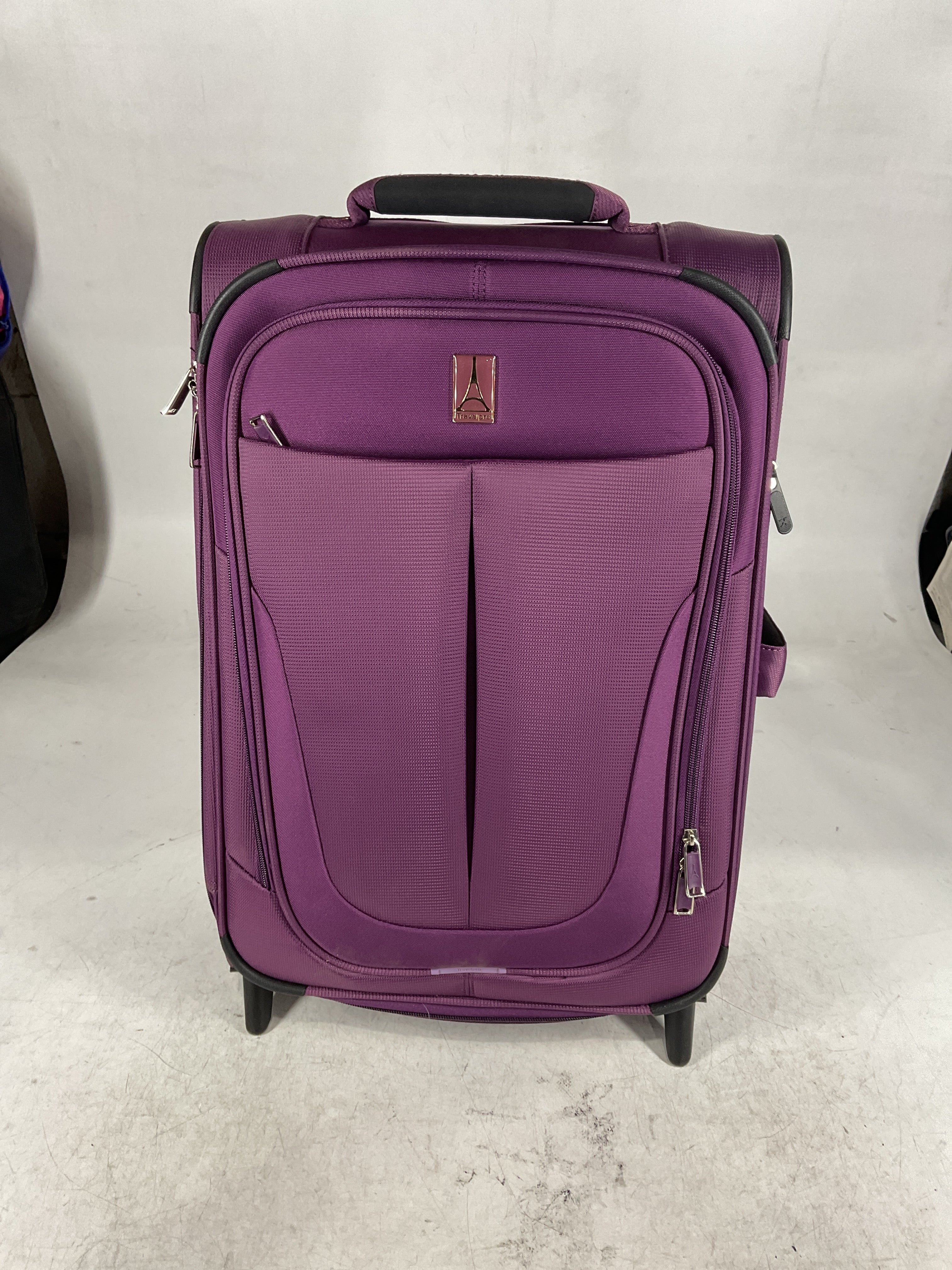 Travelpro Maxlite 5 Softside Expandable Upright 2 Wheel Luggage, Lightweight Suitcase, Men and Women Imperial Purple Carry On 22 Inch U4