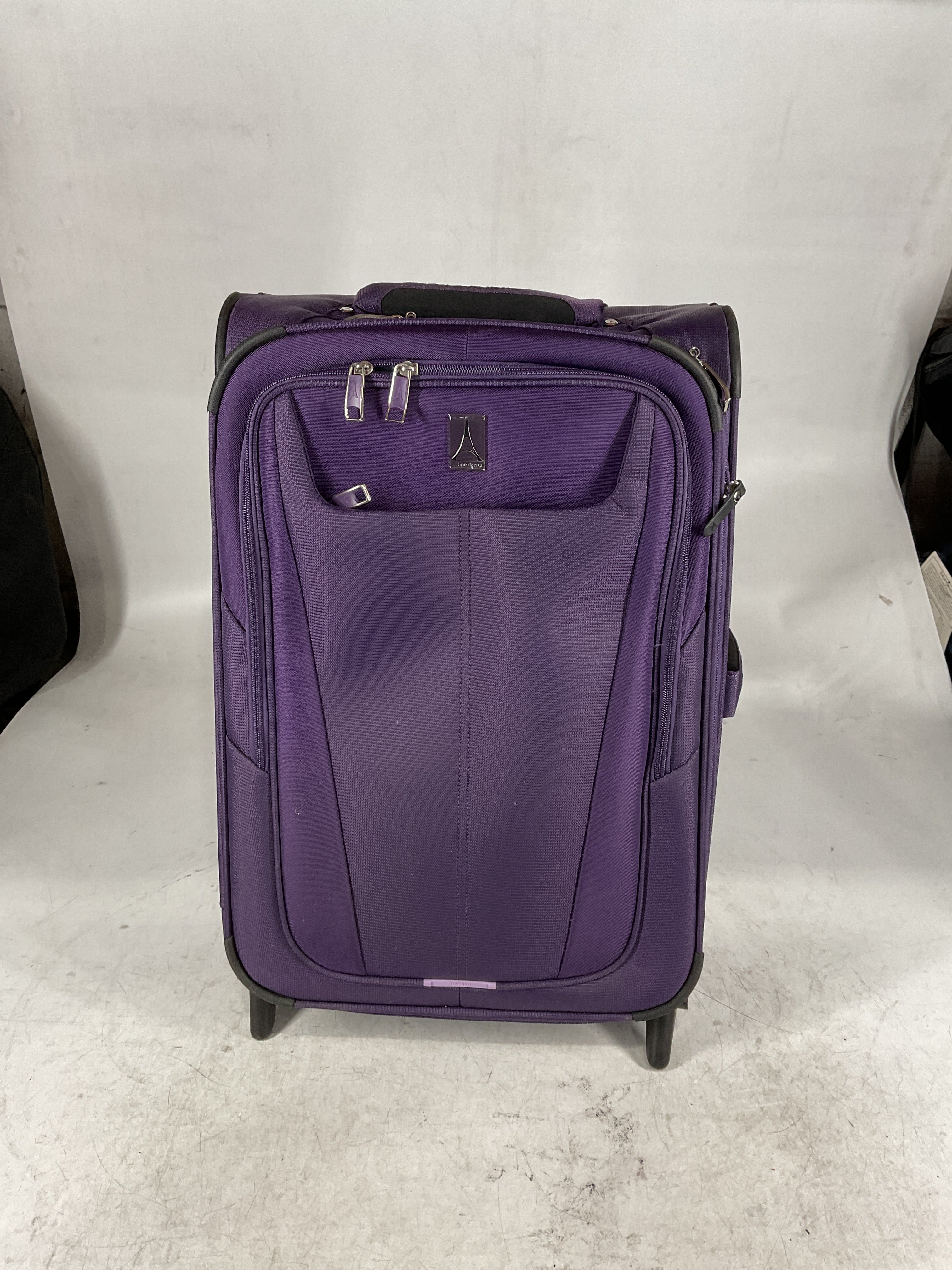 Travelpro Maxlite 5 Softside Expandable Upright 2 Wheel Luggage, Lightweight Suitcase, Men and Women Imperial Purple Carry On 22 Inch U5