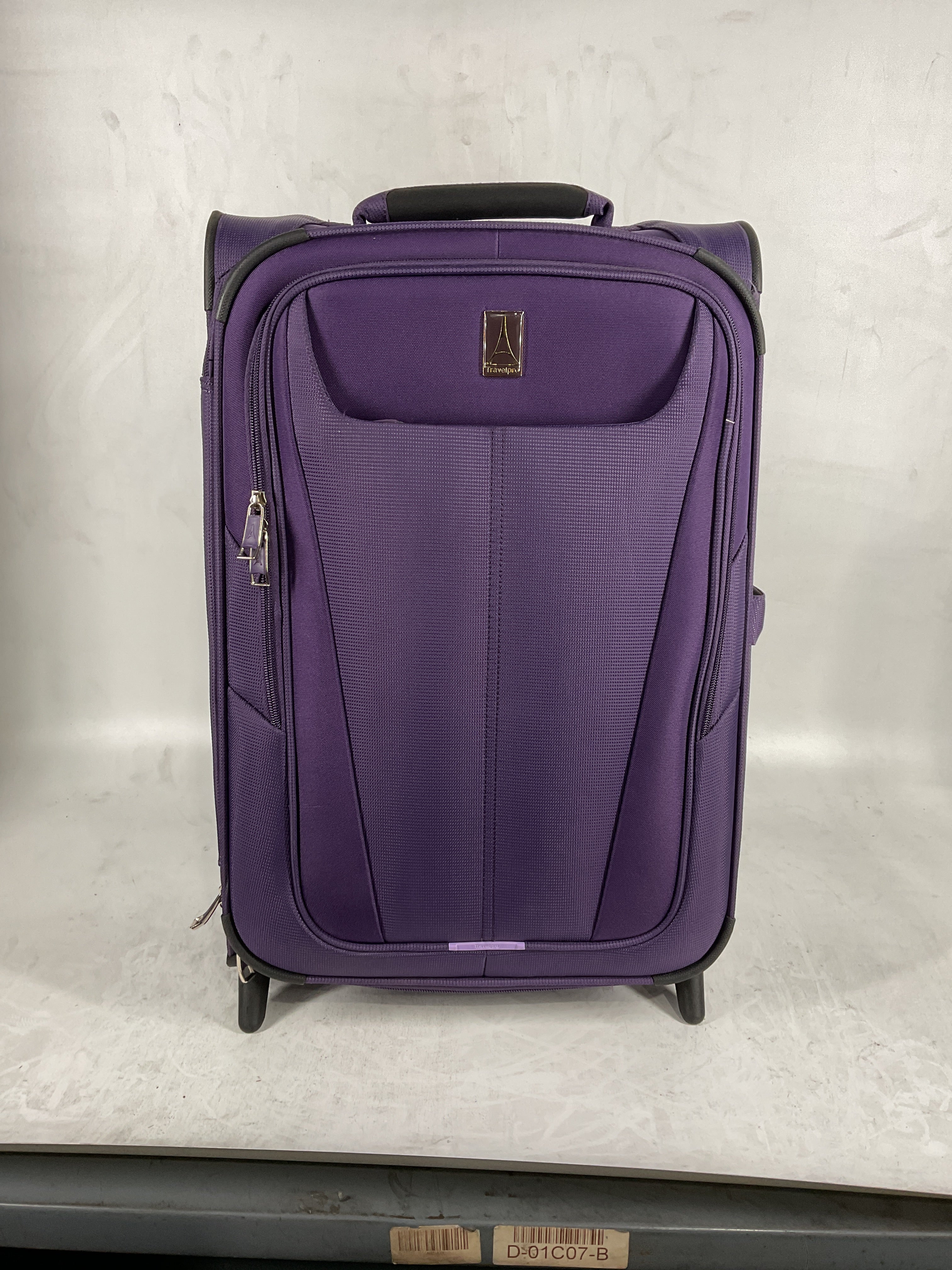 Travelpro Maxlite 5 Softside Expandable Upright 2 Wheel Luggage, Lightweight Suitcase, Men and Women Imperial Purple Carry On 22 Inch U6
