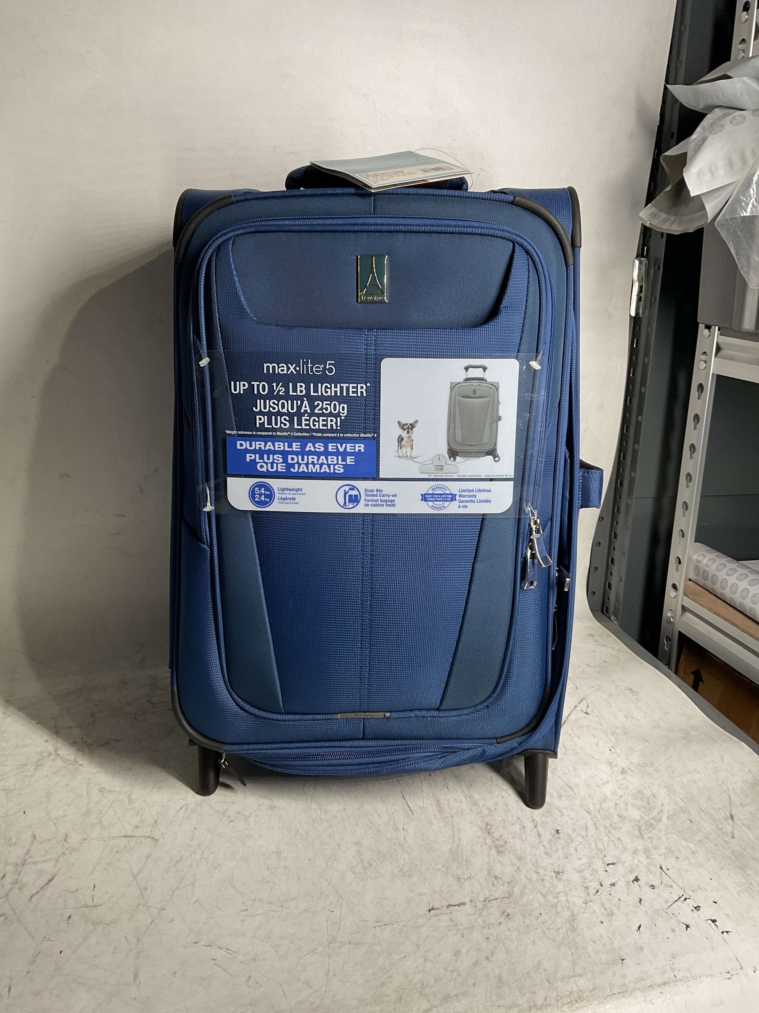 Travelpro Maxlite 5 Softside Expandable Upright 2 Wheel Luggage, Lightweight Suitcase, Men and Women ( Sapphire Blue , Carry-on 22-Inch ) Sapphire Blue Carry On 22 Inch U4