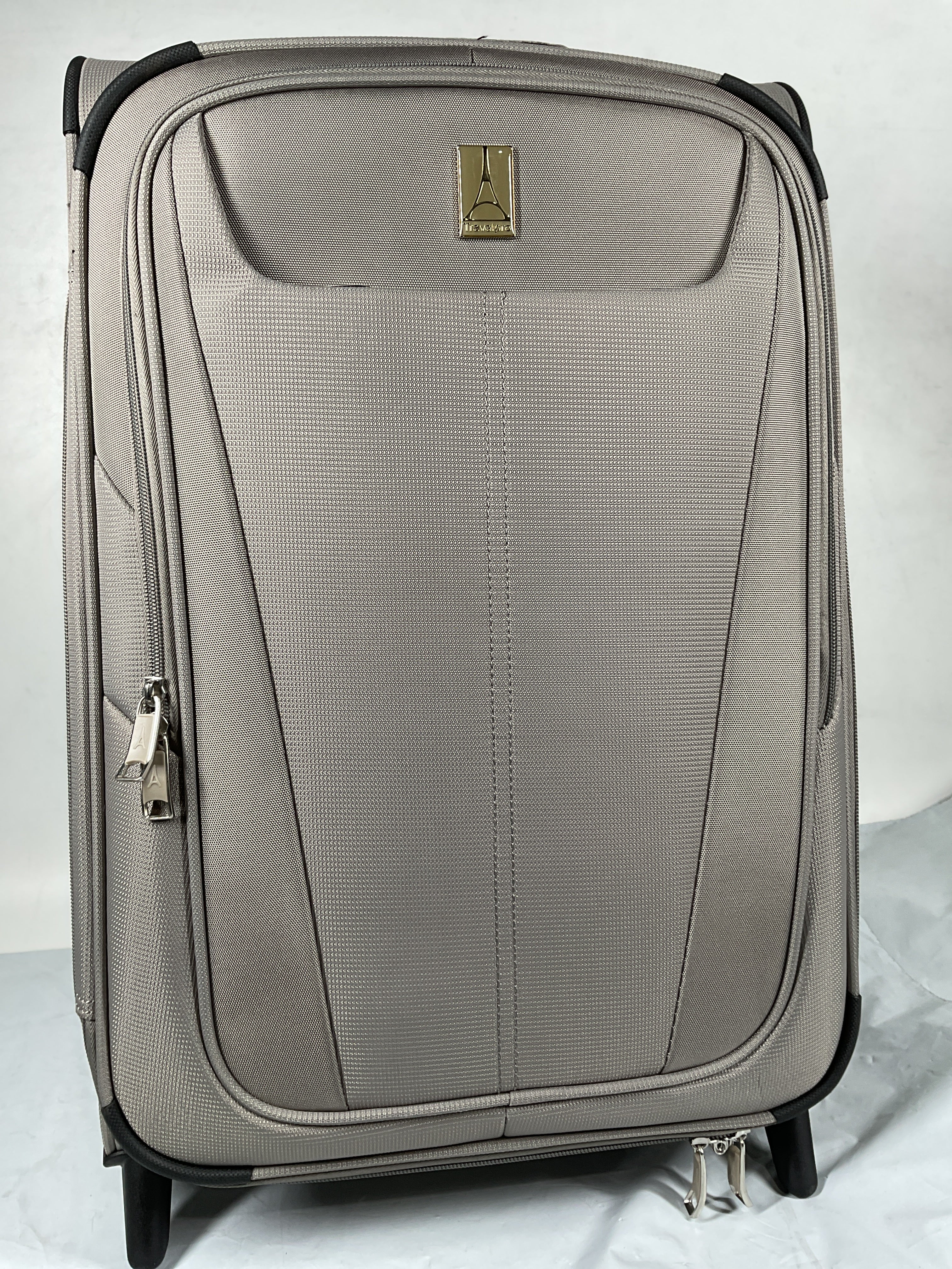 Travelpro Maxlite 5 Softside Expandable Upright 2 Wheel Luggage, Lightweight Suitcase, Men and Women ( Champagne , Carry-on 22-Inch ) Champagne Carry On 22 Inch U12