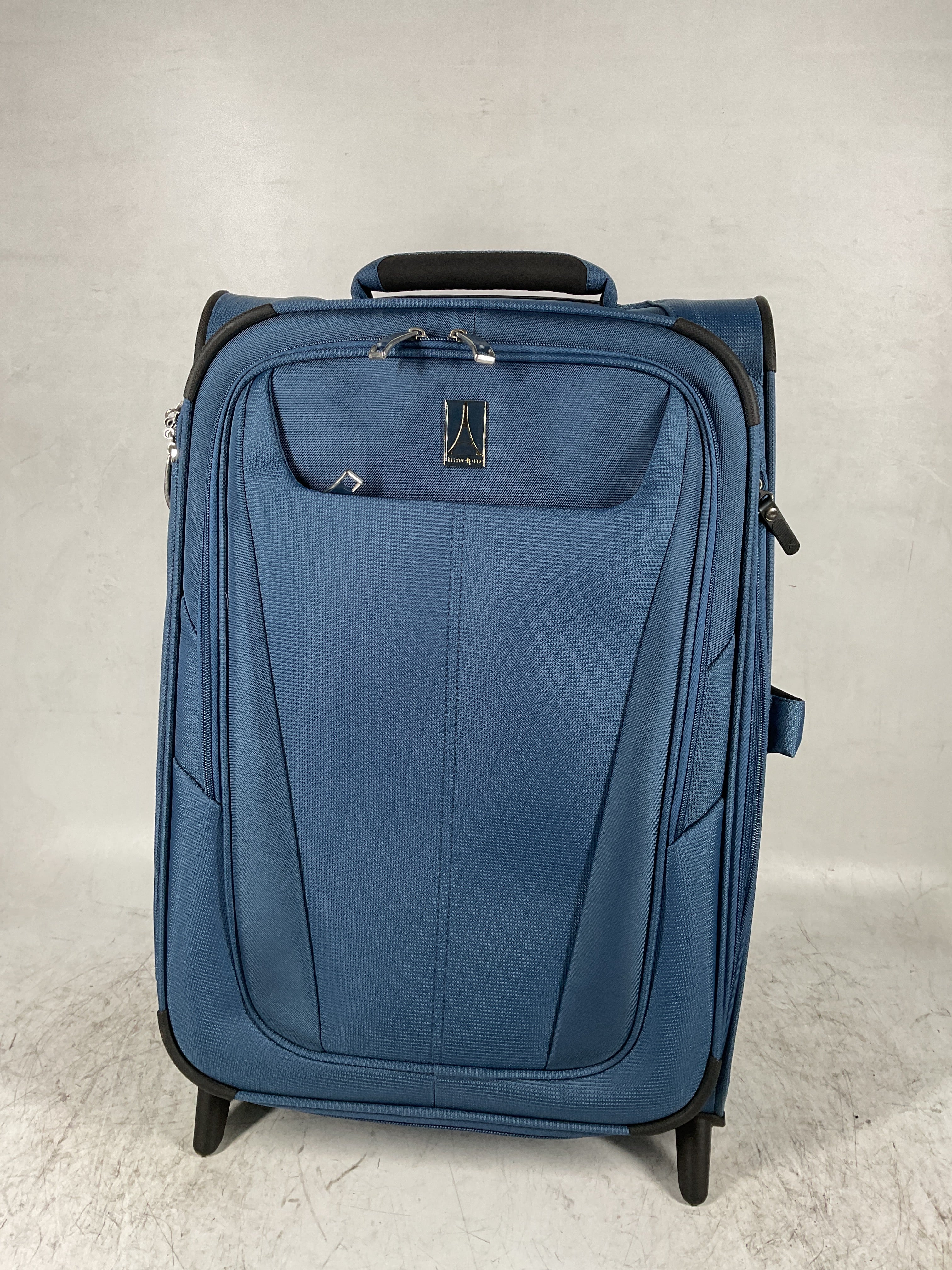 Travelpro Maxlite 5 Softside Expandable Upright 2 Wheel Luggage, Lightweight Suitcase, Men and Women ( Ensign Blue , Carry-on 22-Inch ) Ensign Blue Carry On 22 Inch U25
