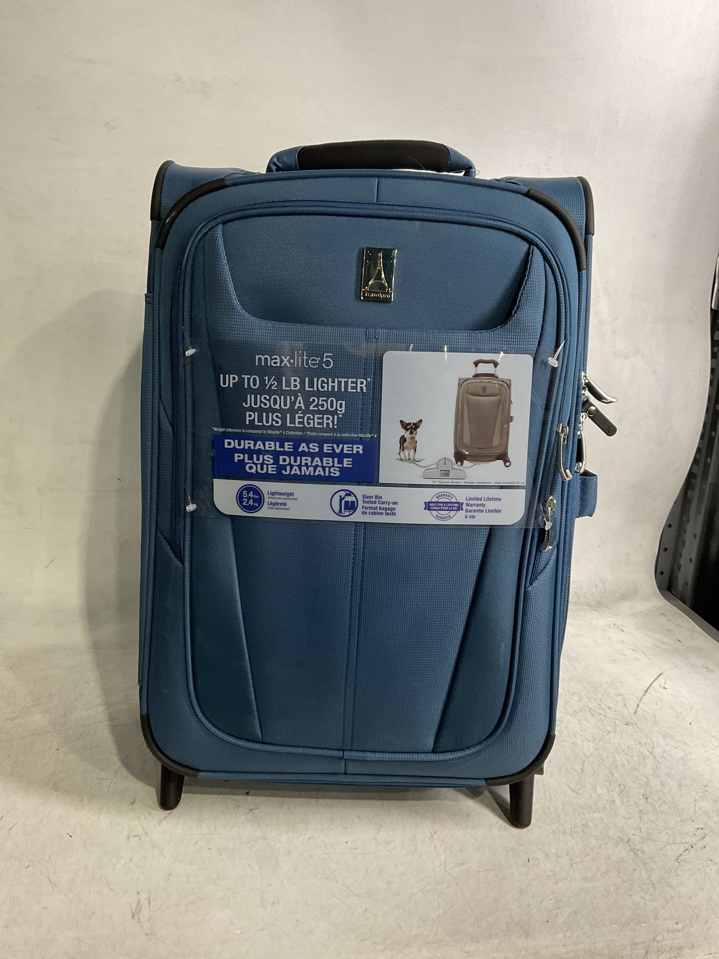Travelpro Maxlite 5 Softside Expandable Upright 2 Wheel Luggage, Lightweight Suitcase, Men and Women ( Ensign Blue , Carry-on 22-Inch ) Ensign Blue Carry On 22 Inch U35