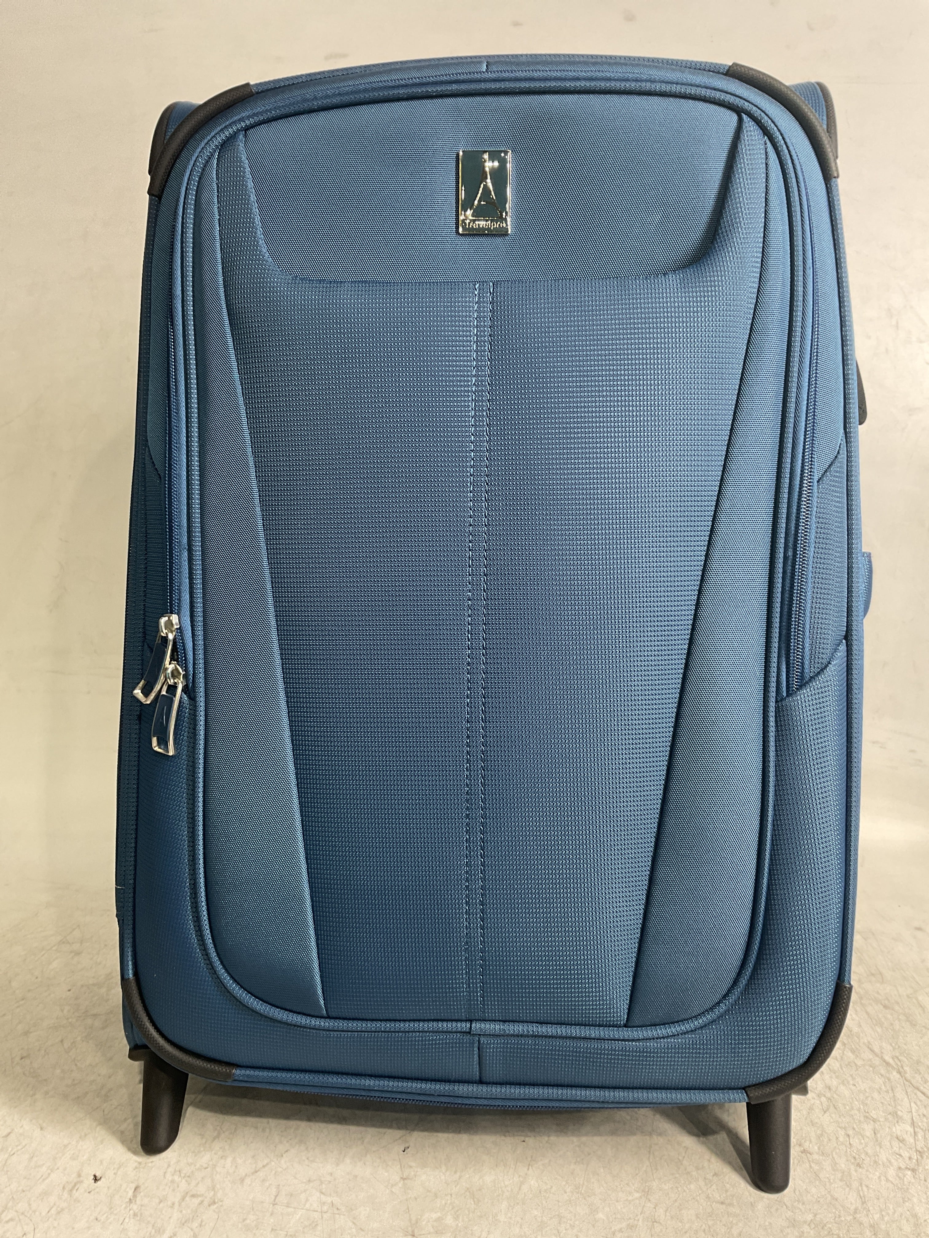 Travelpro Maxlite 5 Softside Expandable Upright 2 Wheel Luggage, Lightweight Suitcase, Men and Women ( Ensign Blue , Carry-on 22-Inch ) Ensign Blue Carry On 22 Inch U37