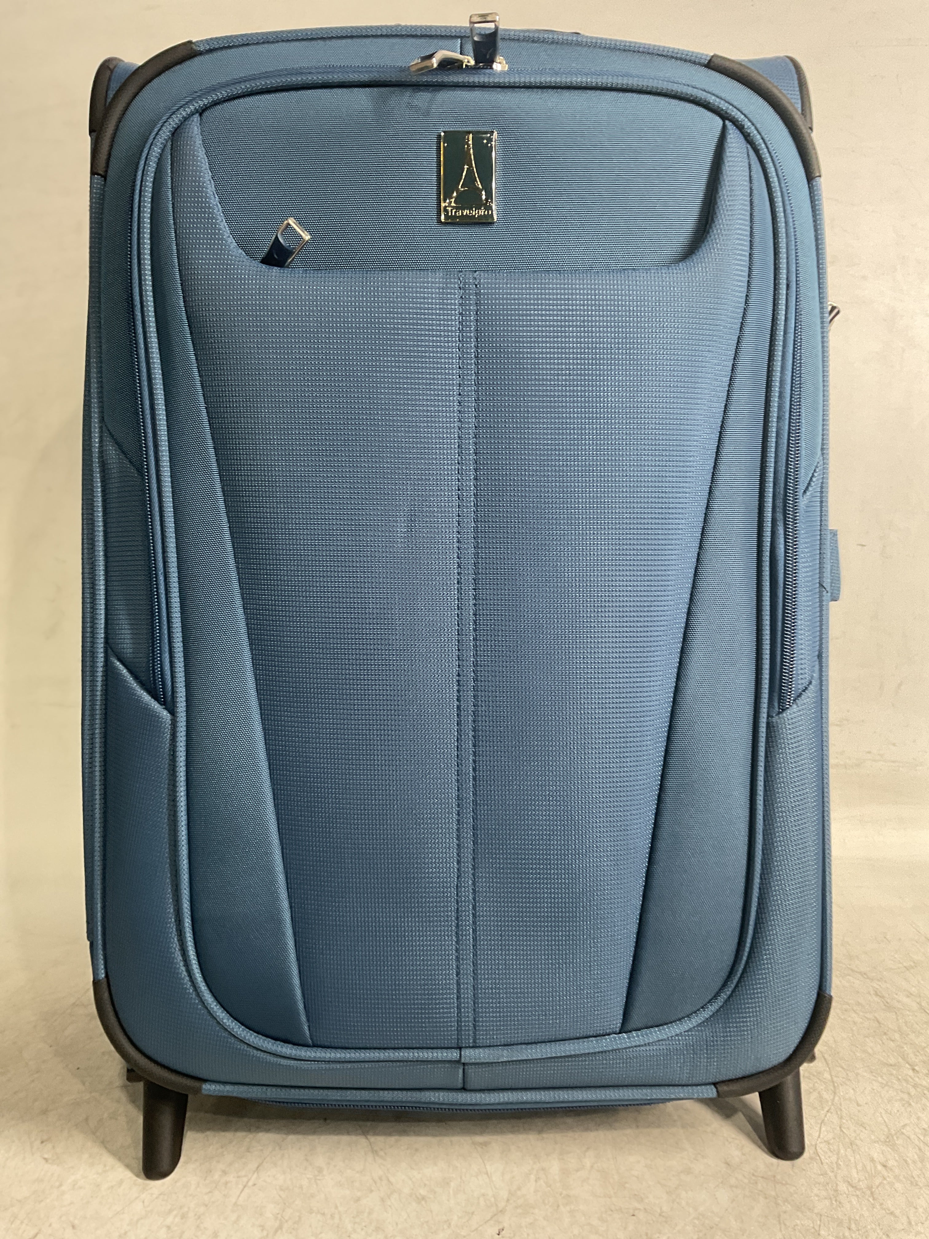 Travelpro Maxlite 5 Softside Expandable Upright 2 Wheel Luggage, Lightweight Suitcase, Men and Women ( Ensign Blue , Carry-on 22-Inch ) Ensign Blue Carry On 22 Inch U38