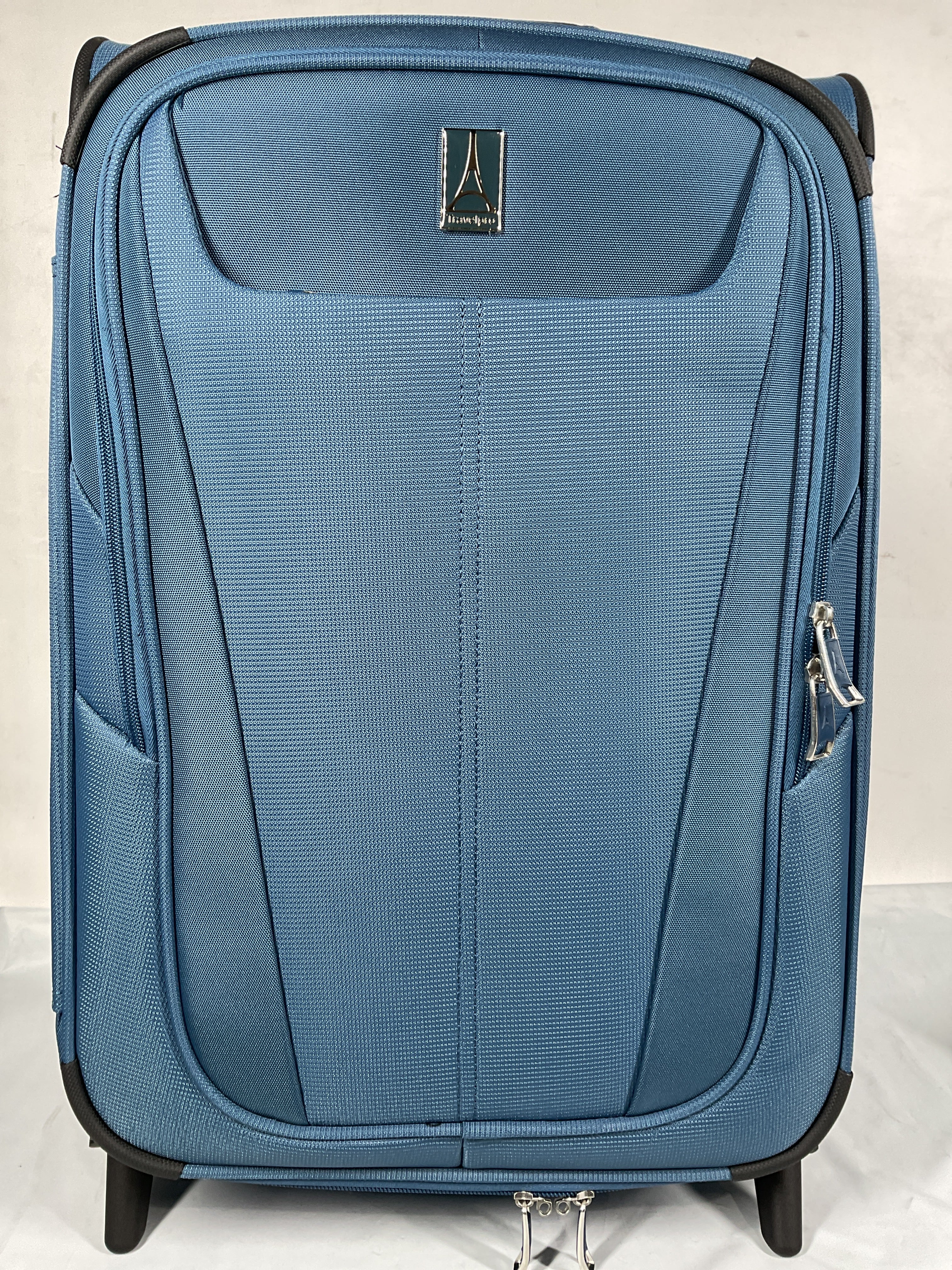 Travelpro Maxlite 5 Softside Expandable Upright 2 Wheel Luggage, Lightweight Suitcase, Men and Women ( Ensign Blue , Carry-on 22-Inch ) Ensign Blue Carry On 22 Inch U39