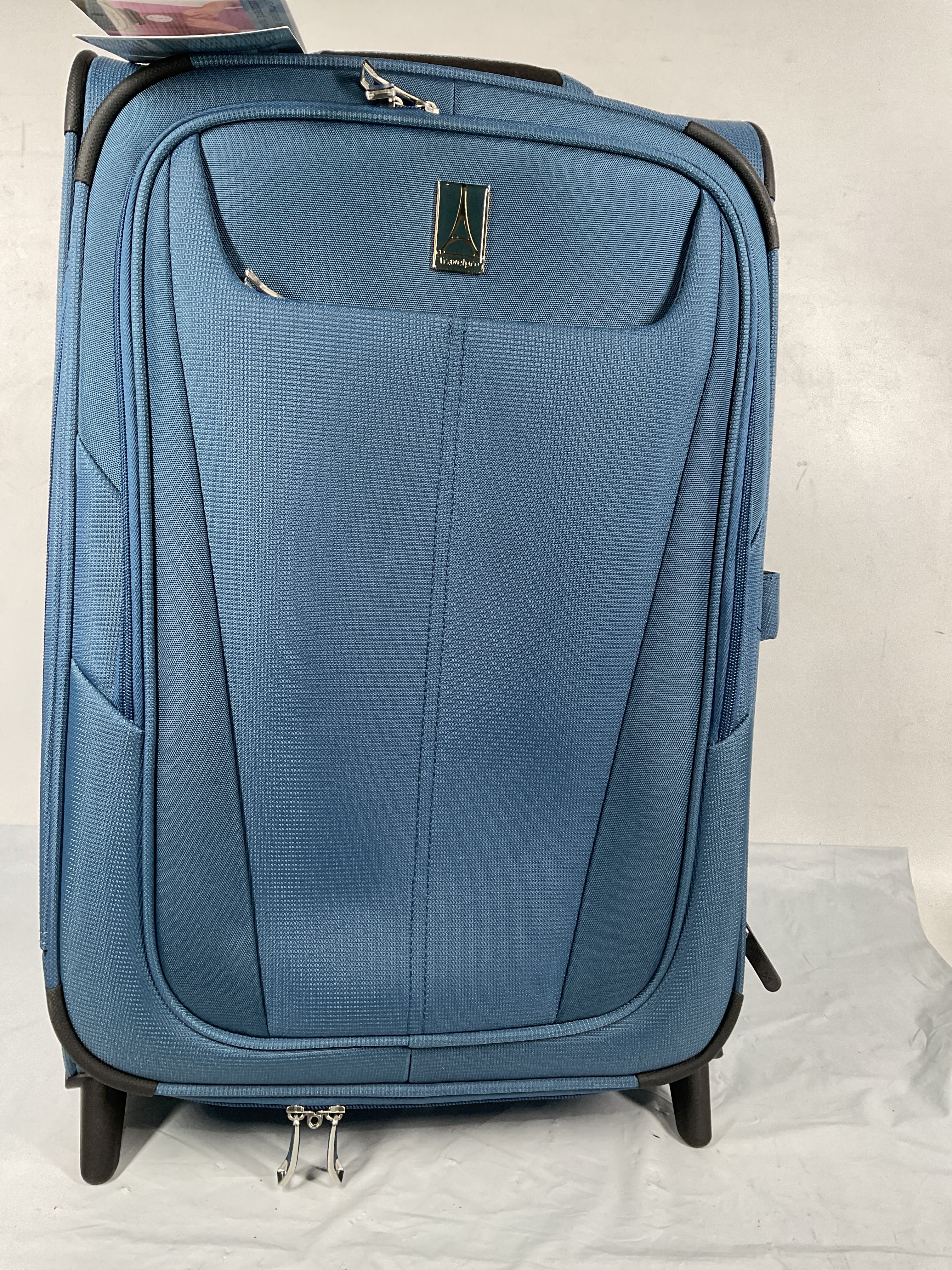 Travelpro Maxlite 5 Softside Expandable Upright 2 Wheel Luggage, Lightweight Suitcase, Men and Women ( Ensign Blue , Carry-on 22-Inch ) Ensign Blue Carry On 22 Inch U42