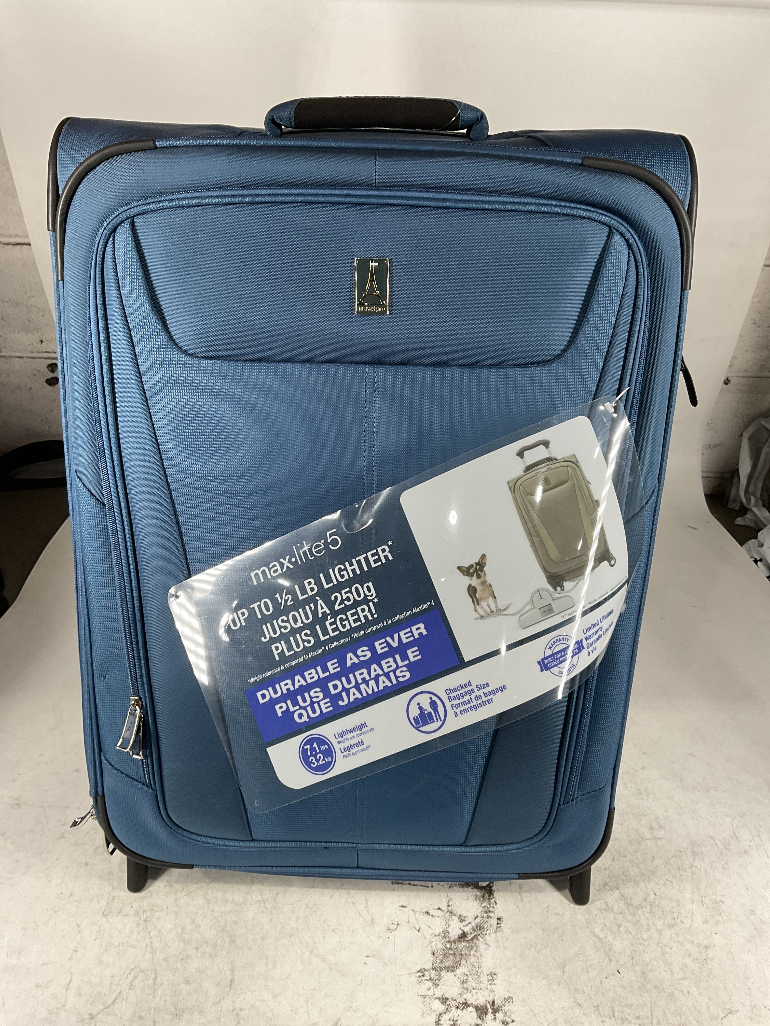 Travelpro Maxlite 5 Softside Expandable Upright 2 Wheel Luggage, Lightweight Suitcase, Men and Women U10