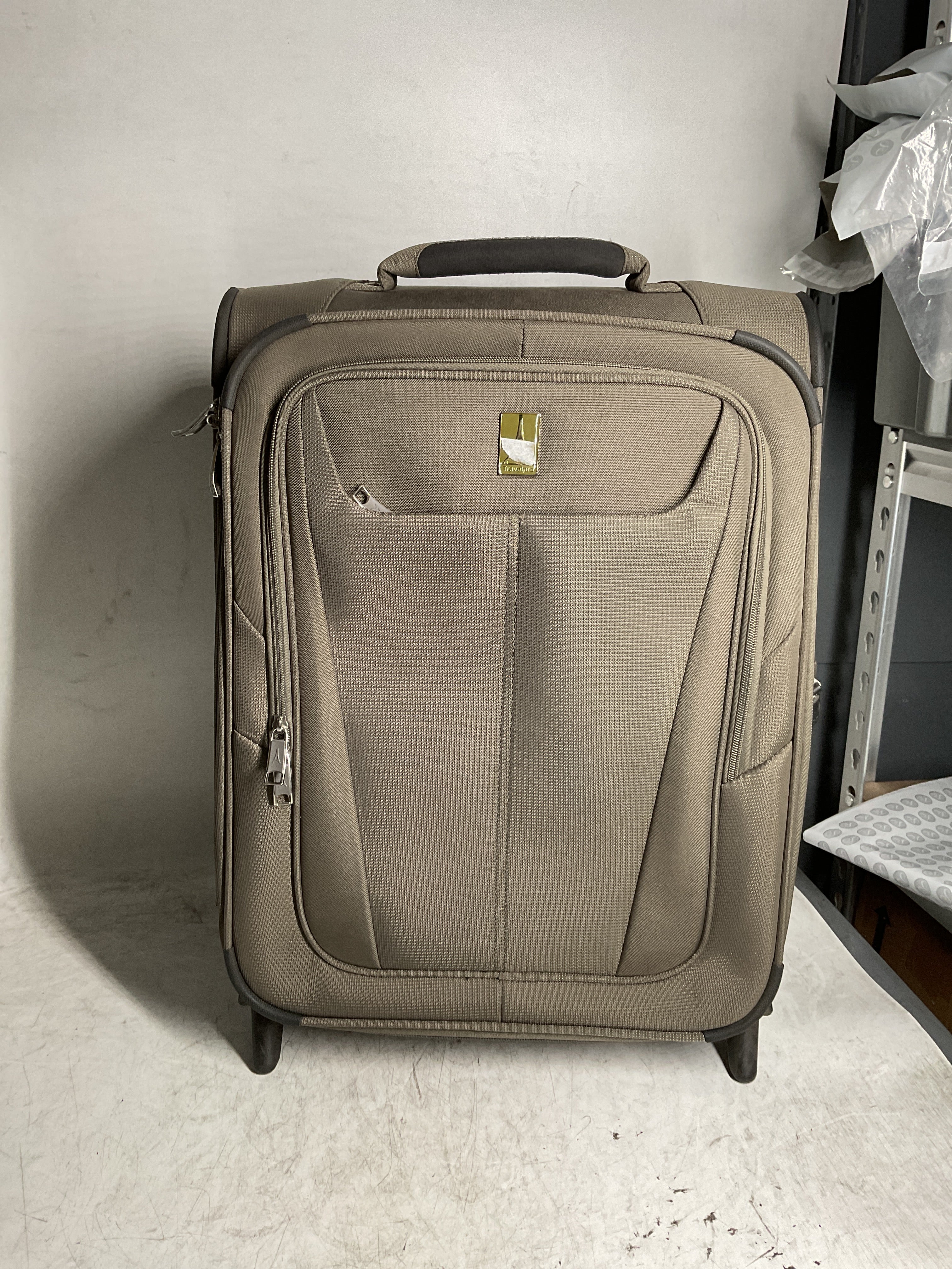 Travelpro Maxlite 5 Softside Expandable Upright 2 Wheel Luggage, Lightweight Suitcase, Men and Women ( Slate Green , Carry-on 20-Inch ) Slate Green Carry On 20 Inch U4