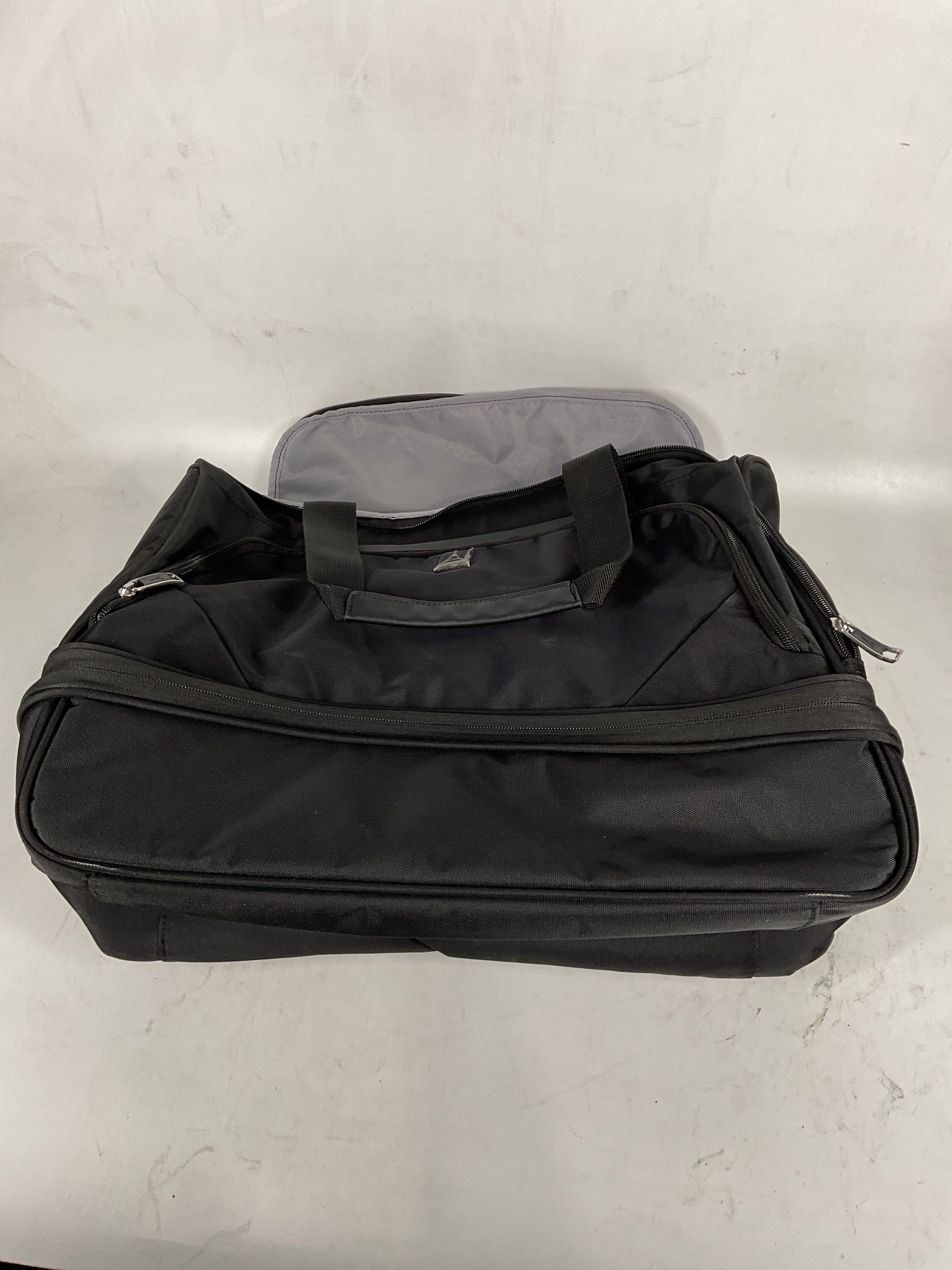Travelpro Maxlite 5 Carry on Weekender with Drop-Bottom Compartment, Lightweight Overnight Travel Duffel Bag Black 19 Inch U1