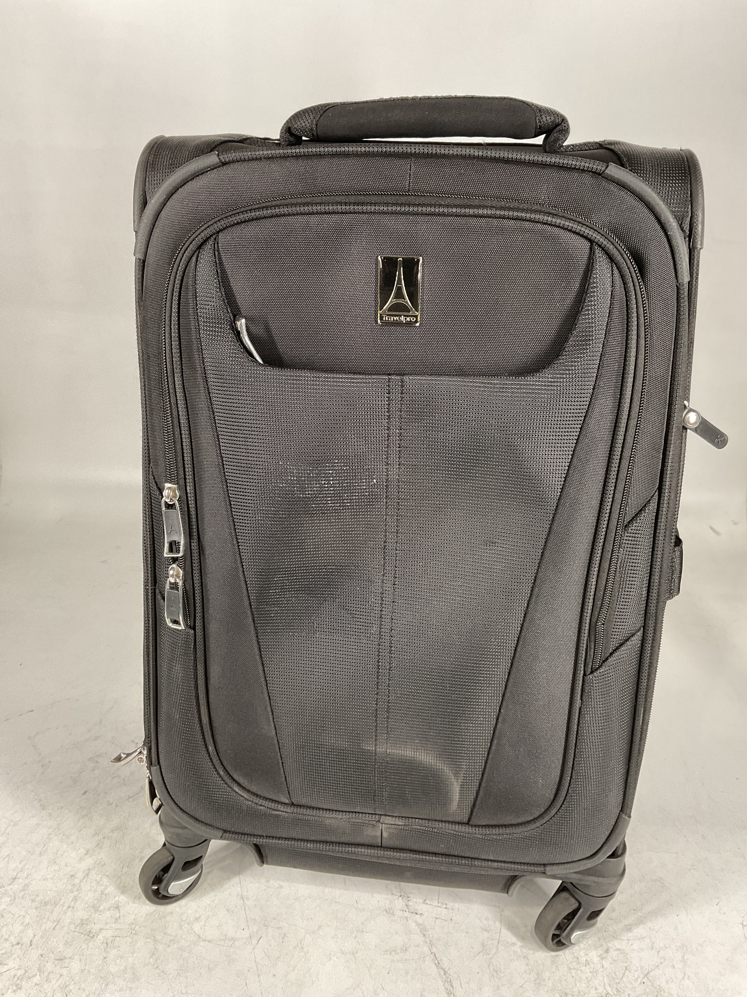 Travelpro Maxlite 5 Softside Expandable Luggage with 4 Spinner Wheels, Lightweight Suitcase, Men and Women U13