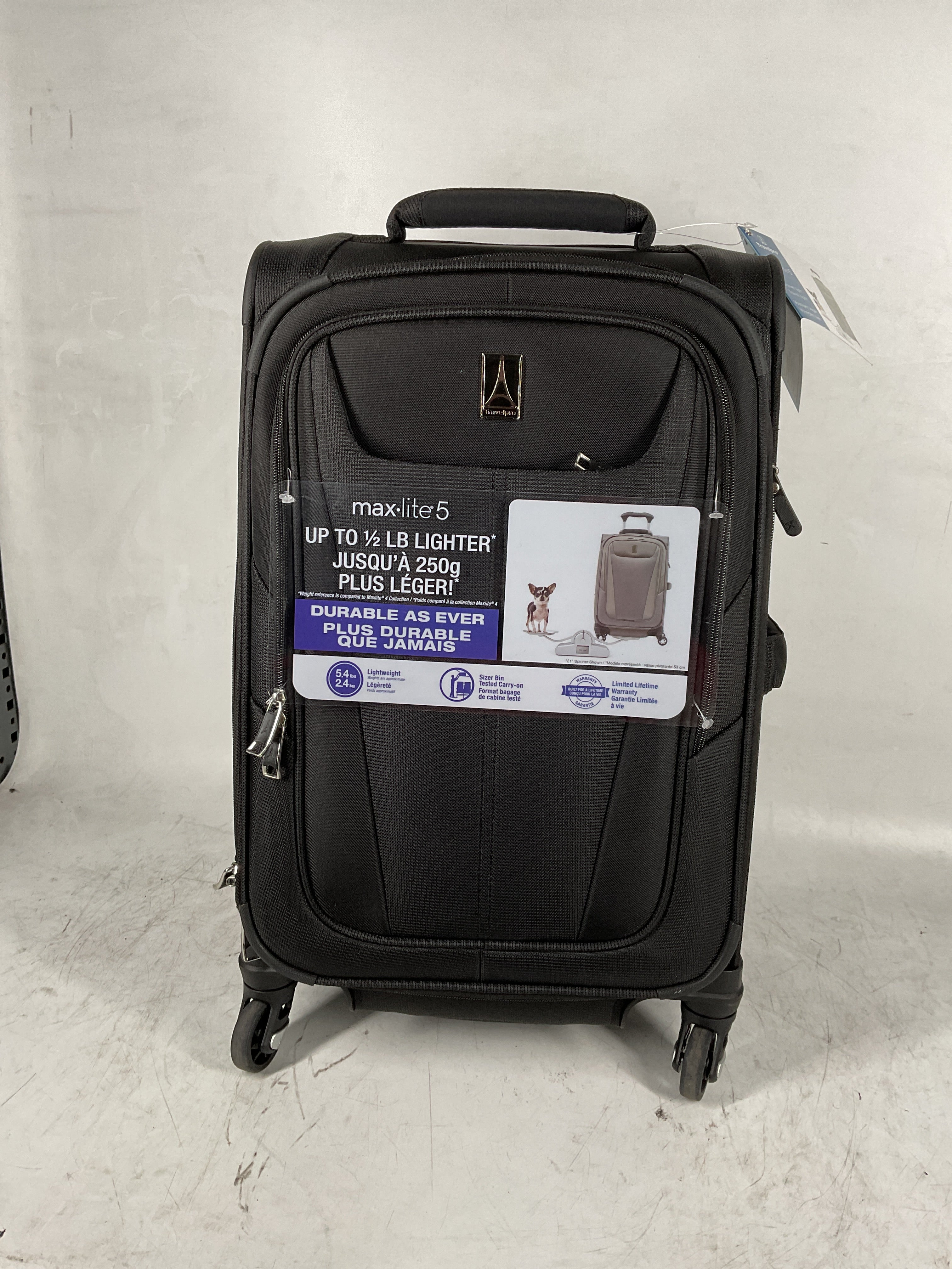 Travelpro Maxlite 5 Softside Expandable Luggage with 4 Spinner Wheels, Lightweight Suitcase, Men and Women Black Carry On 21 Inch U51