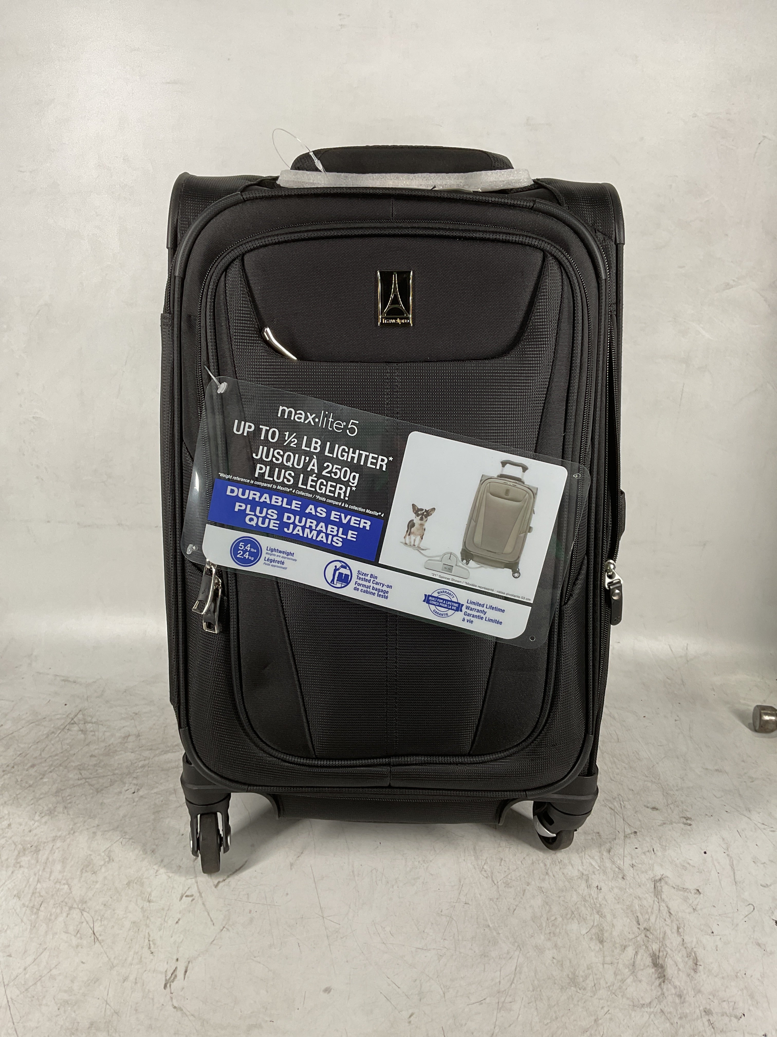 Travelpro Maxlite 5 Softside Expandable Luggage with 4 Spinner Wheels, Lightweight Suitcase, Men and Women ( Black , Carry-on 21-Inch ) Black Carry On 21 Inch U60