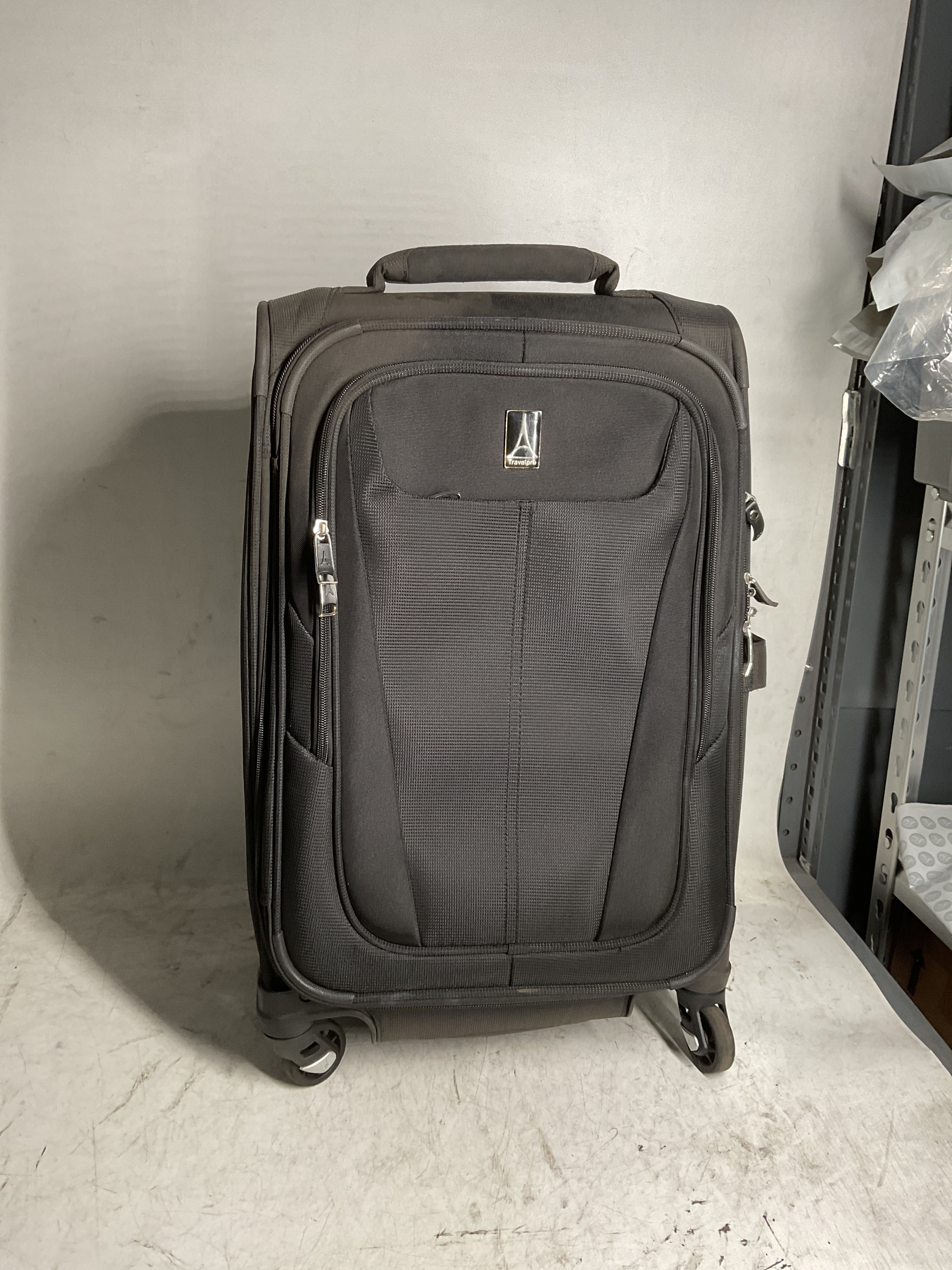 Travelpro Maxlite 5 Softside Expandable Luggage with 4 Spinner Wheels, Lightweight Suitcase, Men and Women ( Black , Carry-on 21-Inch ) Black Carry On 21 Inch U75