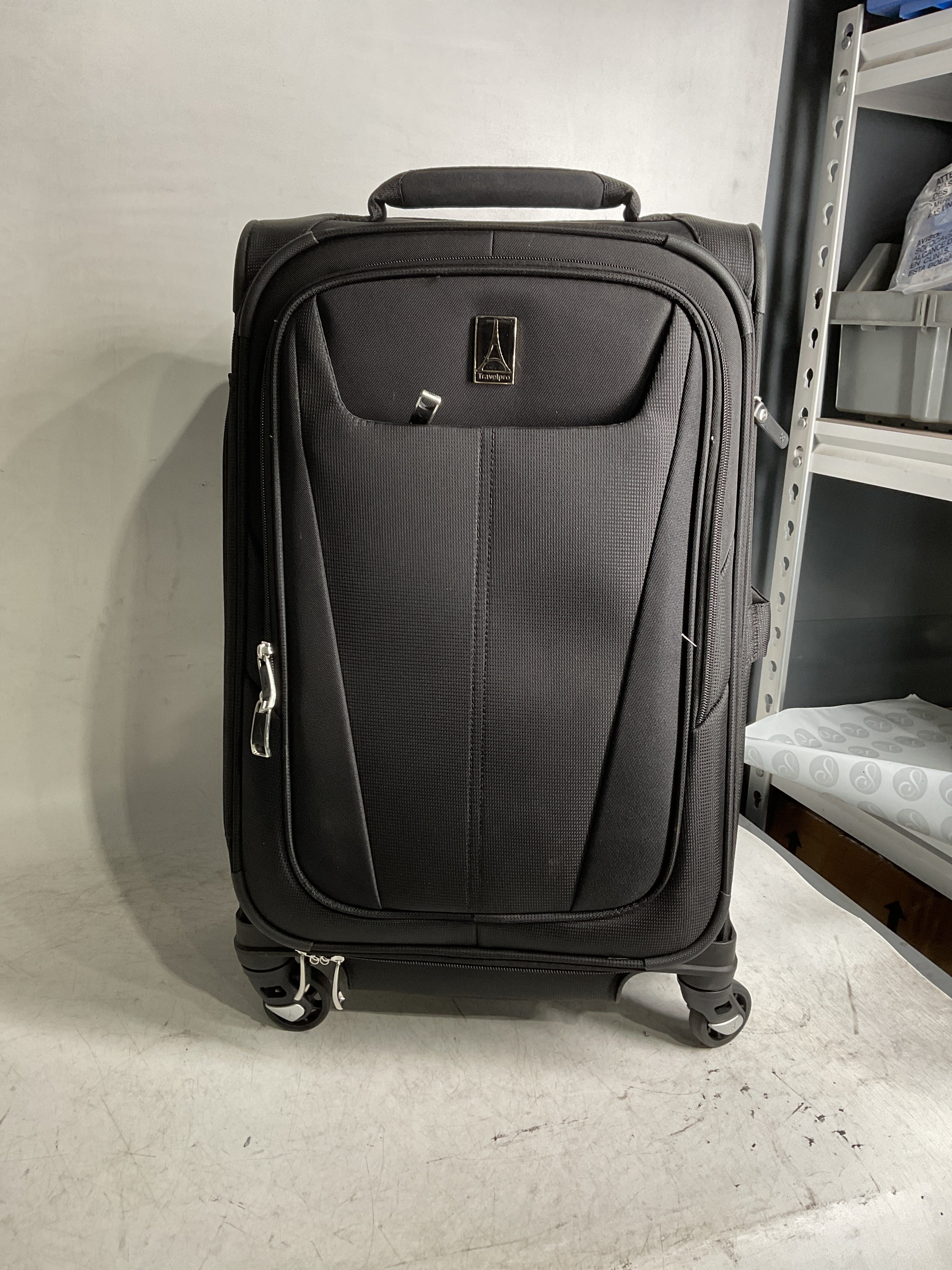 Travelpro Maxlite 5 Softside Expandable Luggage with 4 Spinner Wheels, Lightweight Suitcase, Men and Women ( Black , Carry-on 21-Inch ) Black Carry On 21 Inch U86