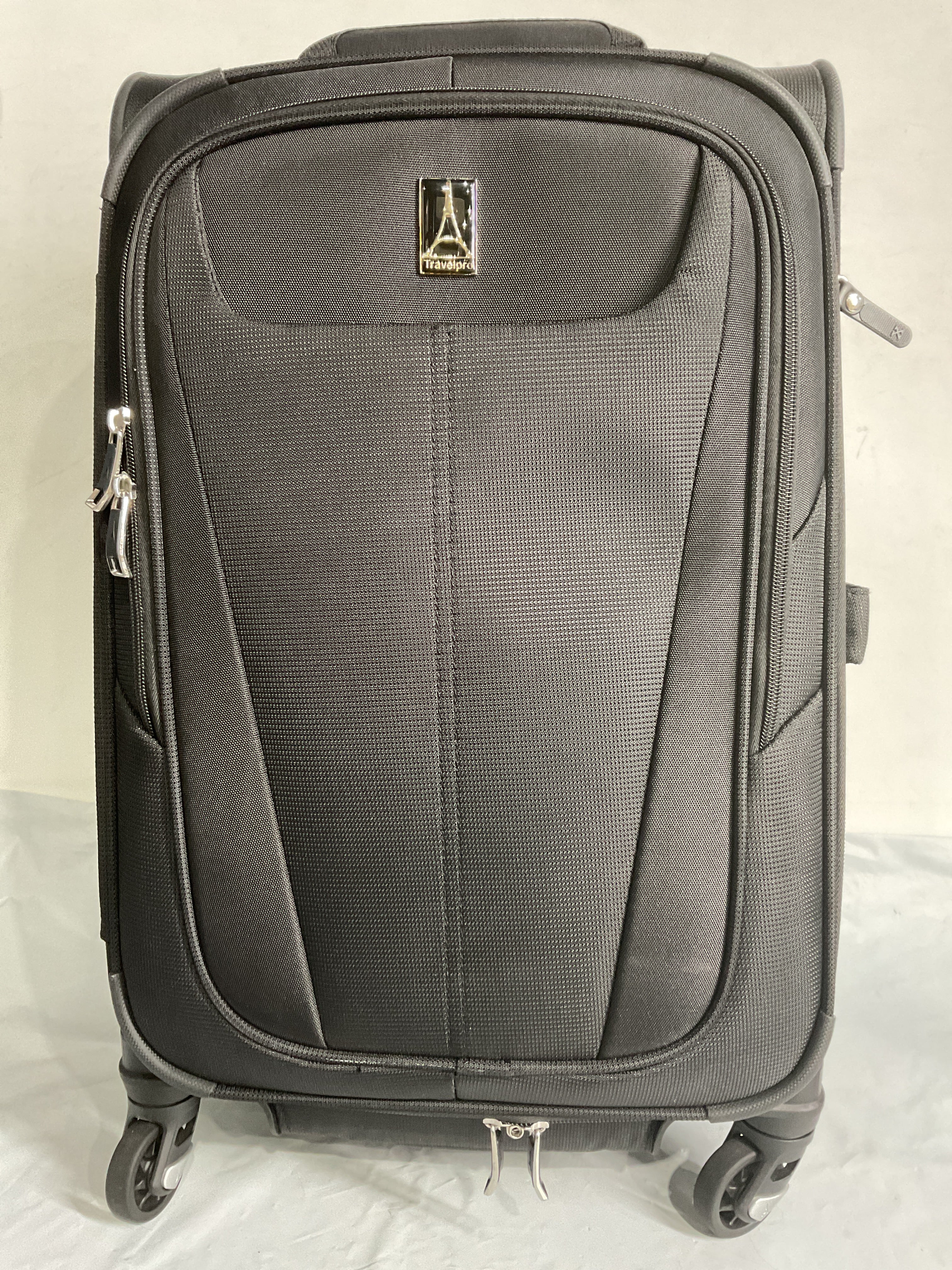 Travelpro Maxlite 5 Softside Expandable Luggage with 4 Spinner Wheels, Lightweight Suitcase, Men and Women ( Black , Carry-on 21-Inch ) Black Carry On 21 Inch U96