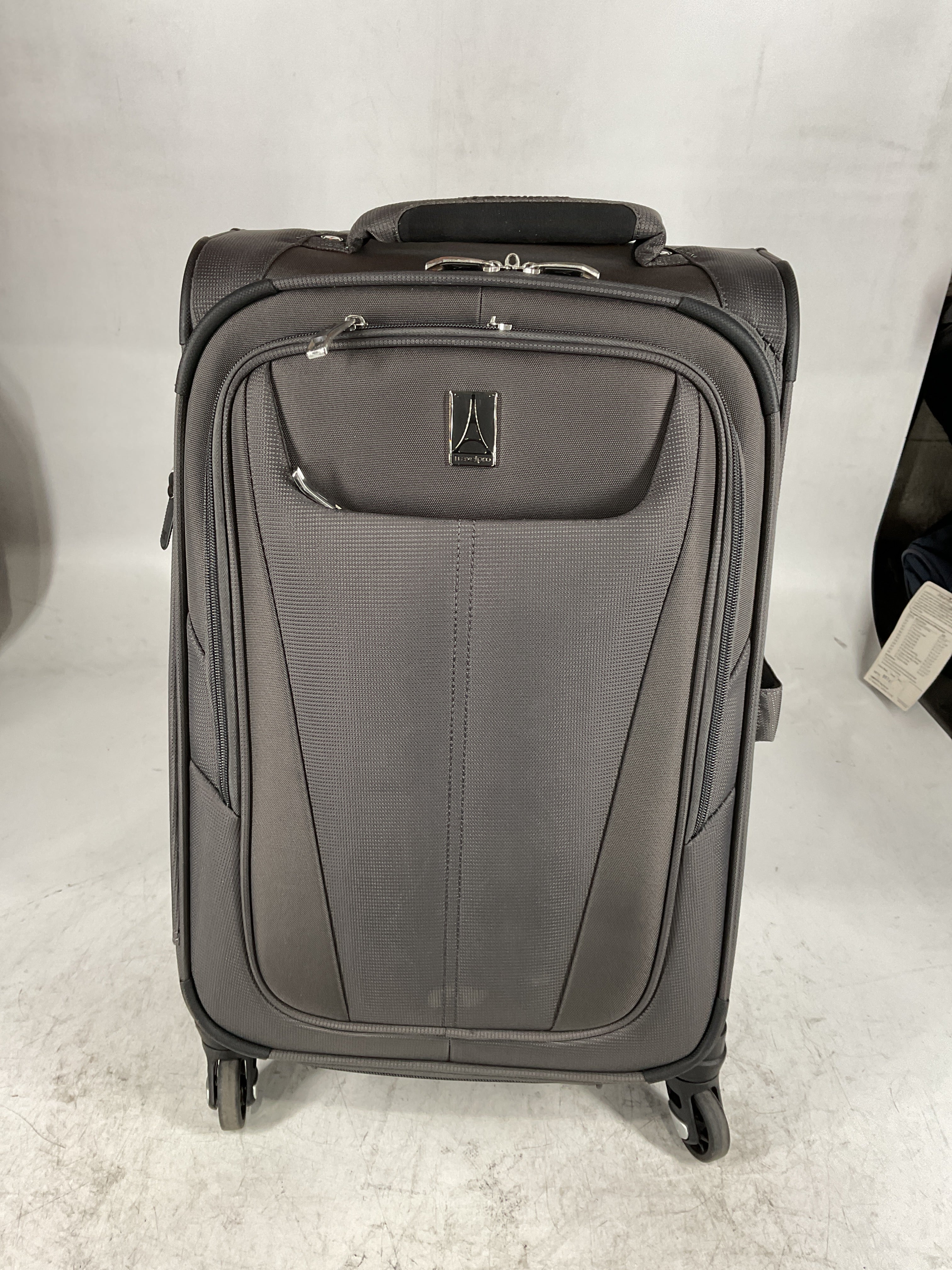Travelpro Maxlite 5 Softside Expandable Luggage with 4 Spinner Wheels, Lightweight Suitcase, Men and Women Shadow Grey Carry On 21 Inch U20
