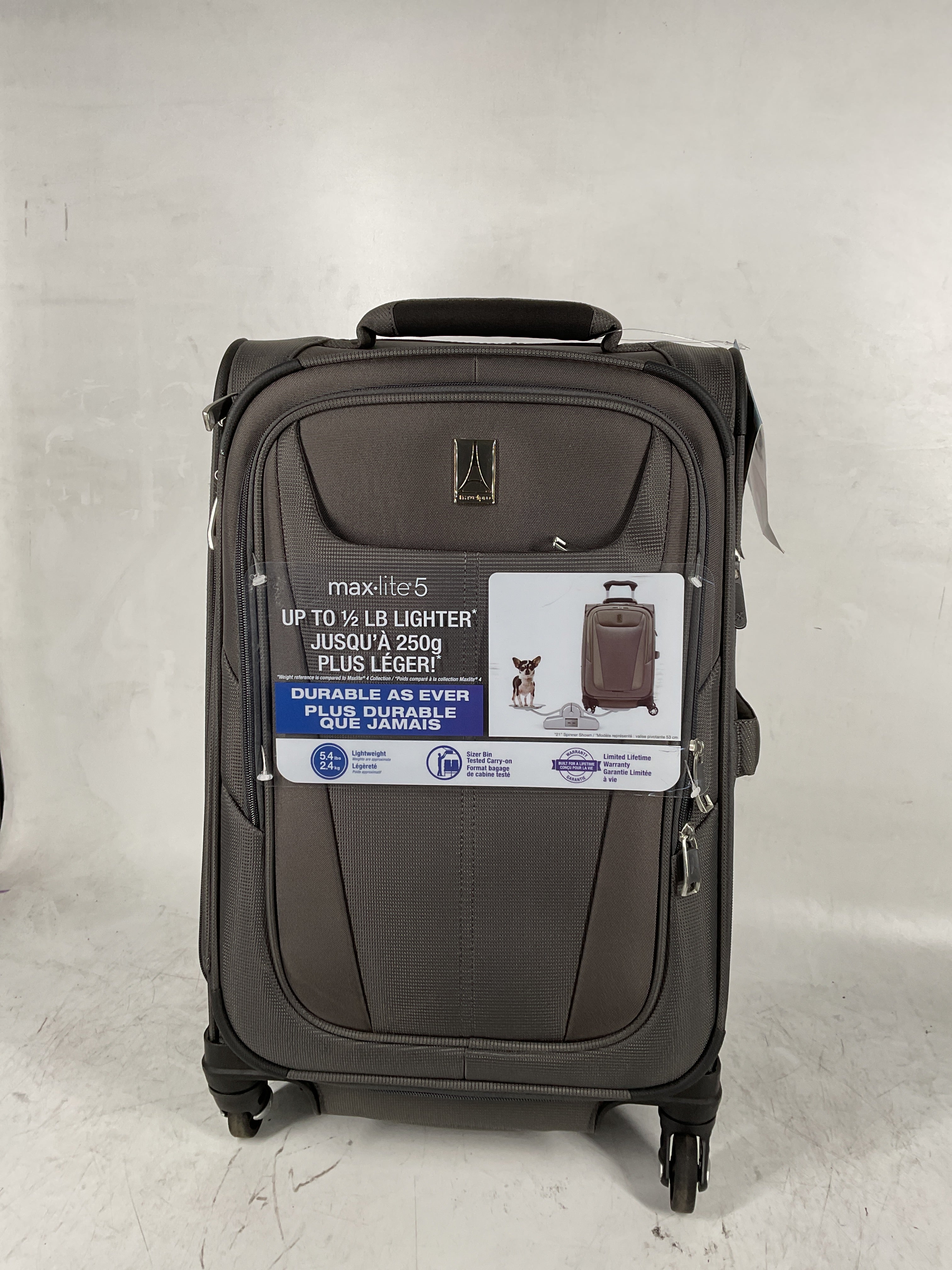Travelpro Maxlite 5 Softside Expandable Luggage with 4 Spinner Wheels, Lightweight Suitcase, Men and Women Shadow Grey Carry On 21 Inch U38
