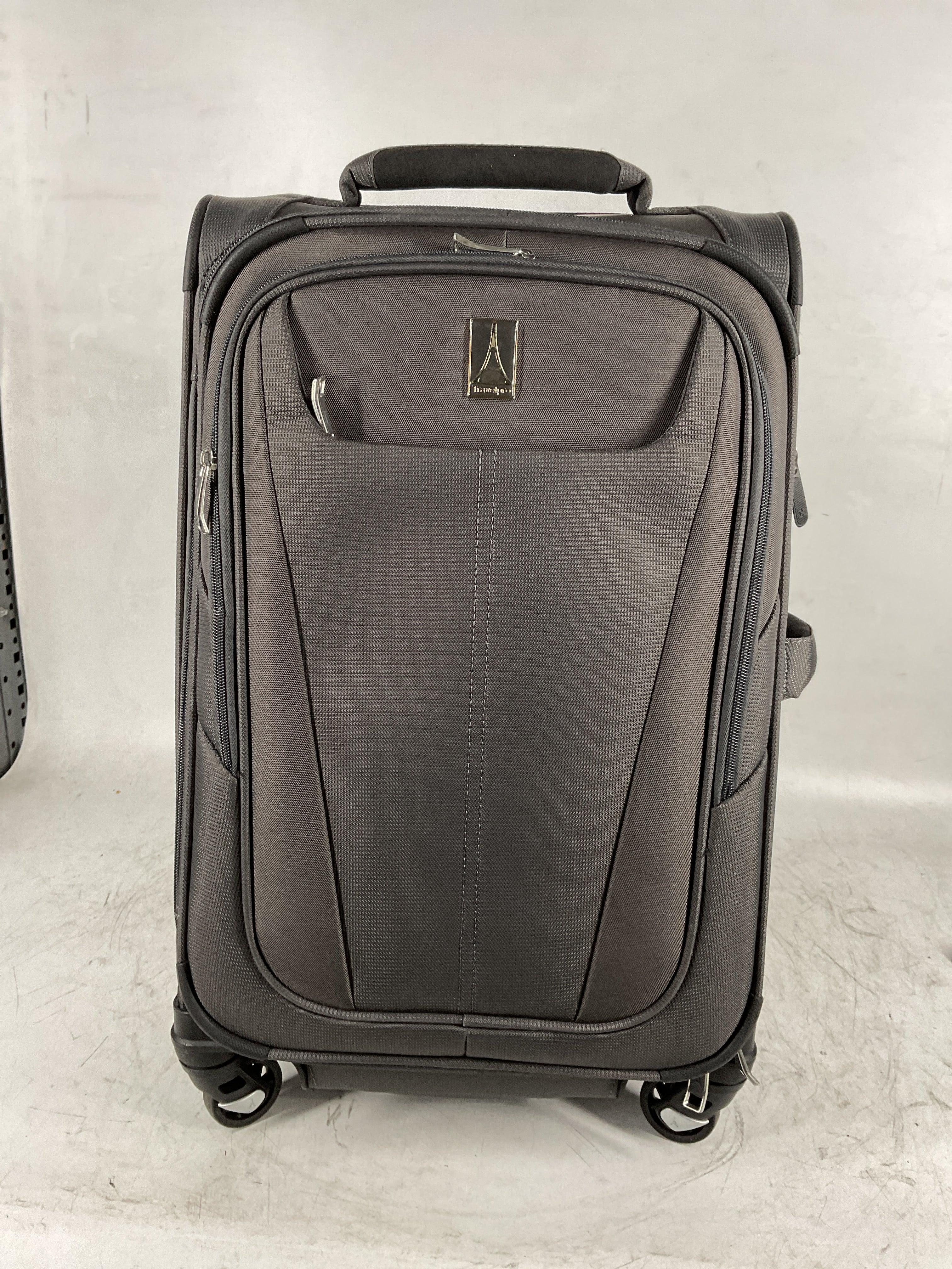 Travelpro Maxlite 5 Softside Expandable Luggage with 4 Spinner Wheels, Lightweight Suitcase, Men and Women ( Shadow Grey , Carry-on 21-Inch ) Shadow Grey Carry On 21 Inch U47