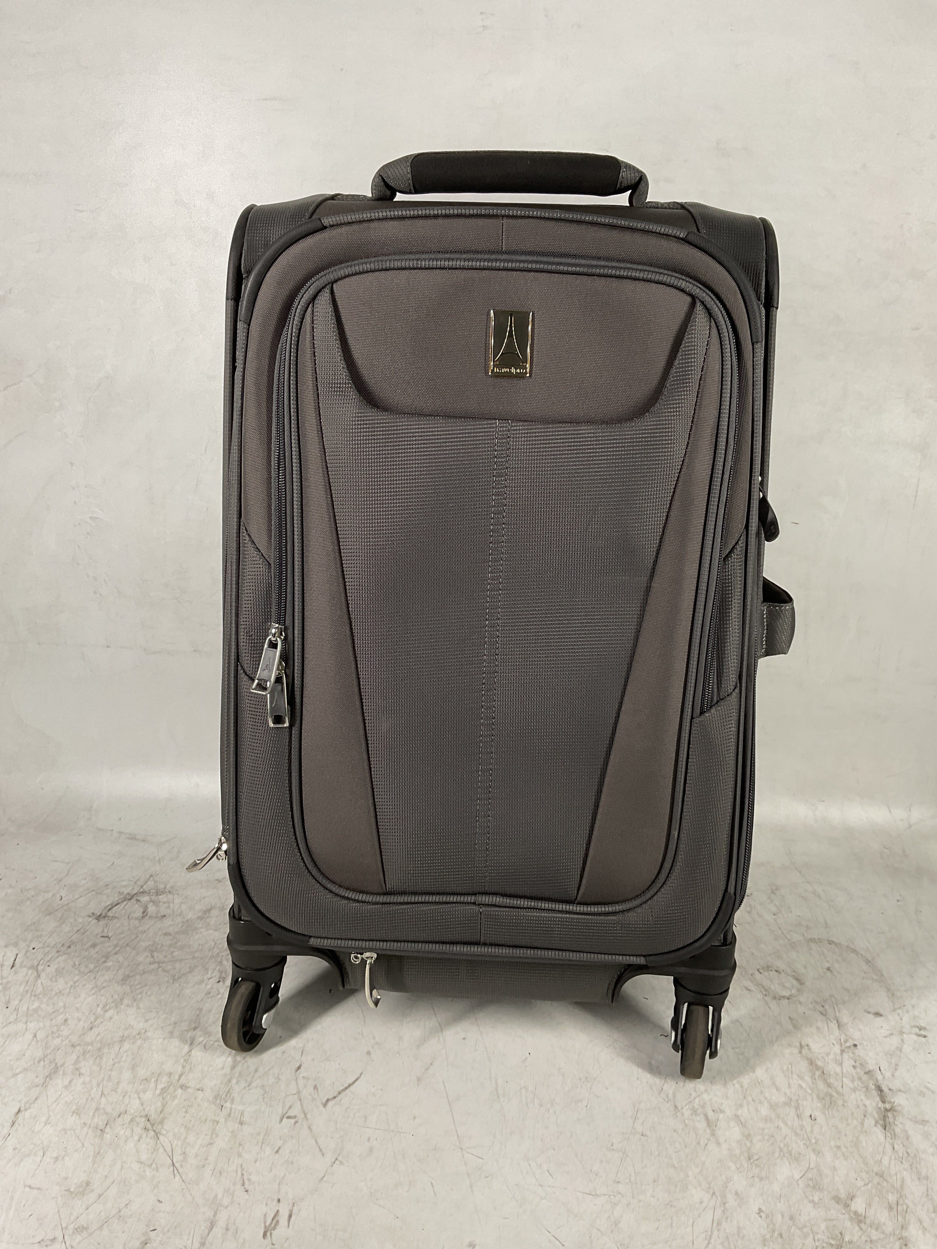 Travelpro Maxlite 5 Softside Expandable Luggage with 4 Spinner Wheels, Lightweight Suitcase, Men and Women ( Shadow Grey , Carry-on 21-Inch ) Shadow Grey Carry On 21 Inch U53