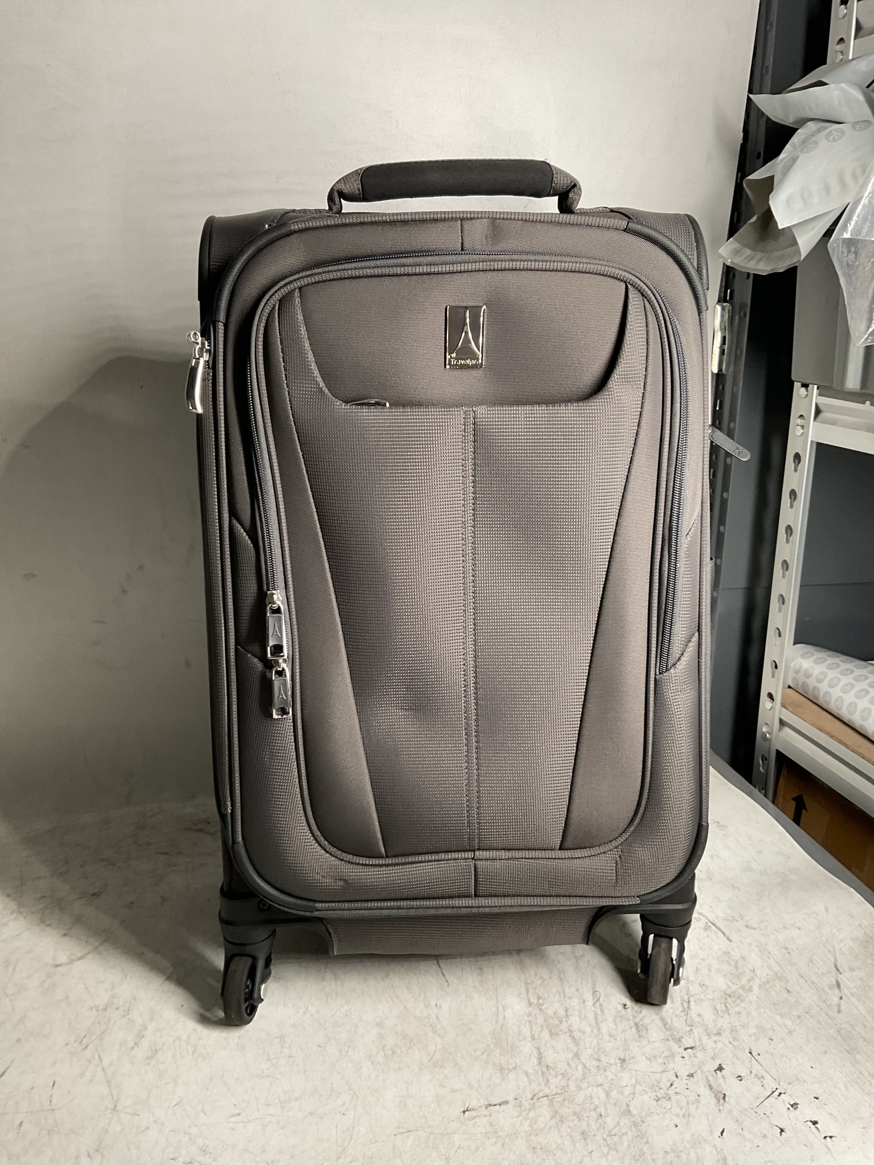 Travelpro Maxlite 5 Softside Expandable Luggage with 4 Spinner Wheels, Lightweight Suitcase, Men and Women ( Shadow Grey , Carry-on 21-Inch ) Shadow Grey Carry On 21 Inch U61
