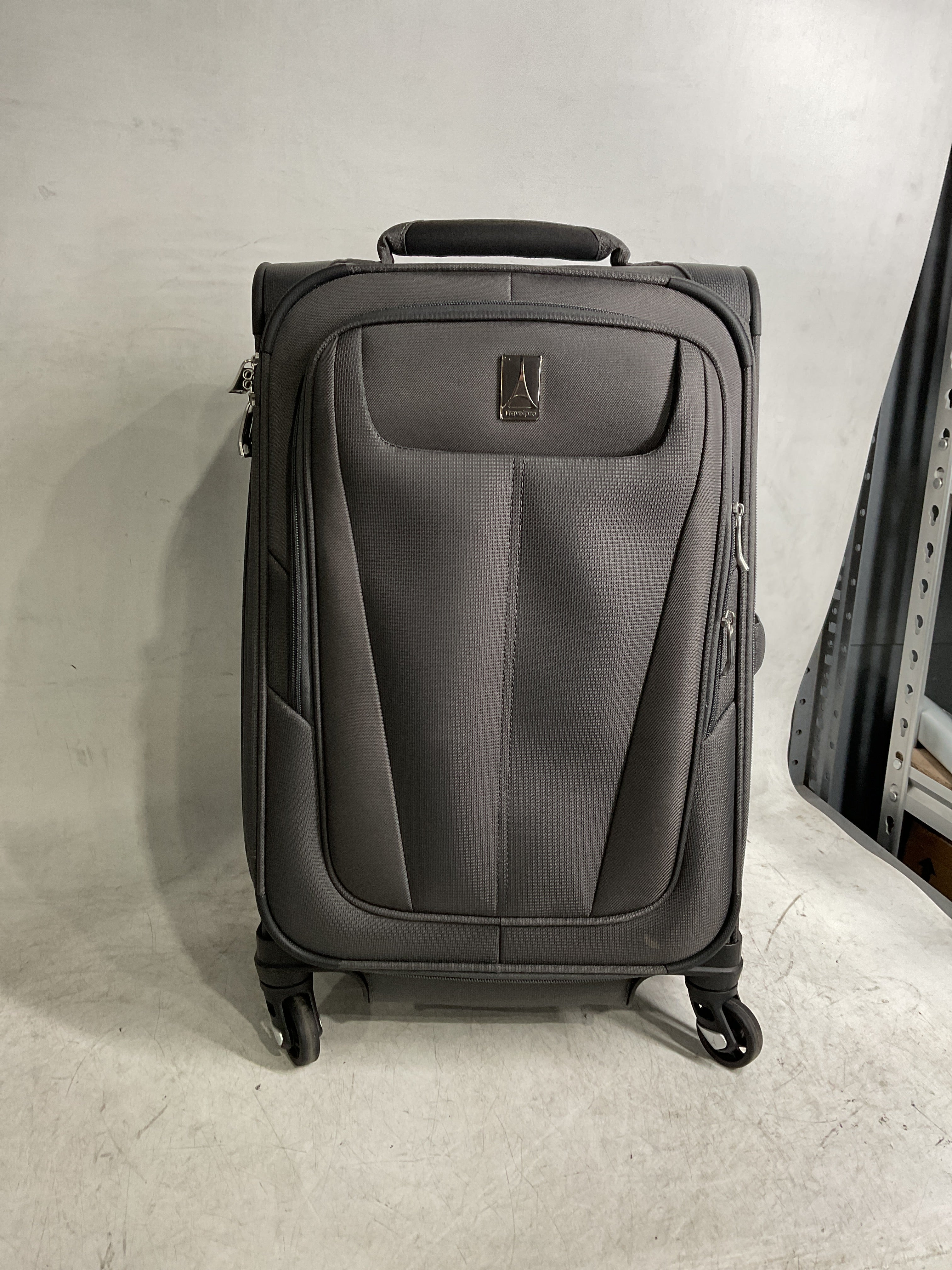 Travelpro Maxlite 5 Softside Expandable Luggage with 4 Spinner Wheels, Lightweight Suitcase, Men and Women ( Shadow Grey , Carry-on 21-Inch ) Shadow Grey Carry On 21 Inch U70